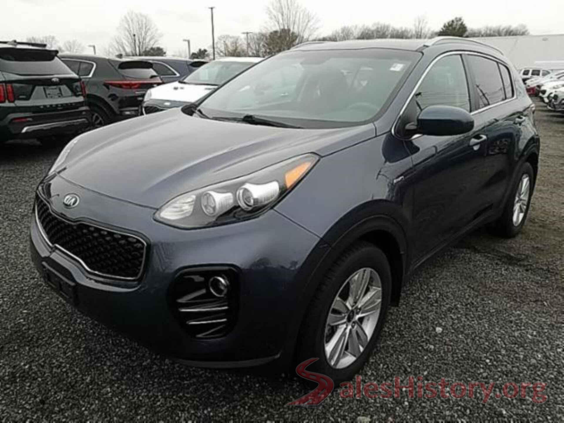 KNDPMCAC8J7393297 2018 KIA SPORTAGE