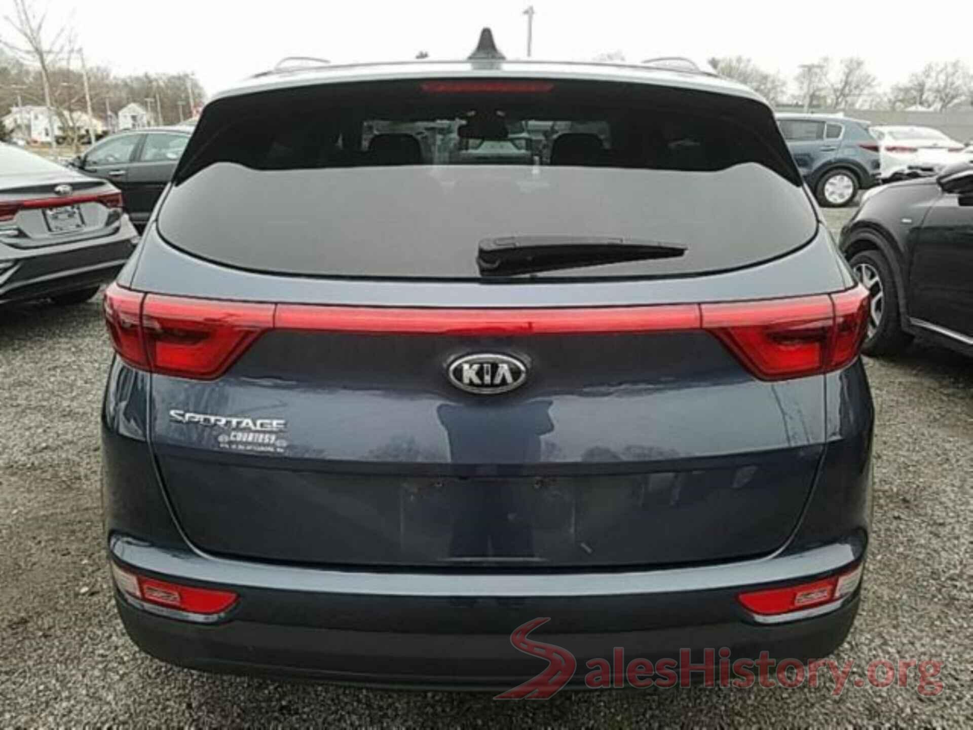 KNDPMCACXJ7417275 2018 KIA SPORTAGE