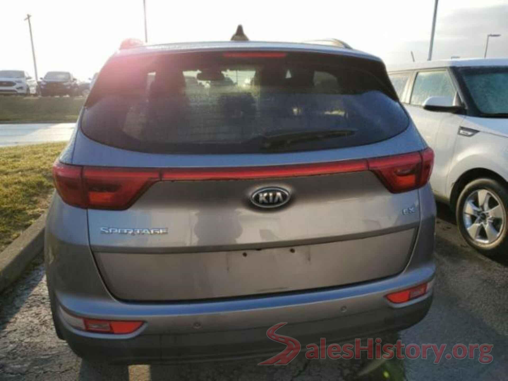 KNDPNCAC4J7361332 2018 KIA SPORTAGE