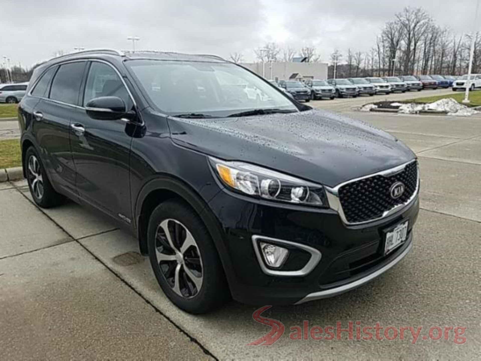 5XYPHDA57JG400657 2018 KIA SORENTO