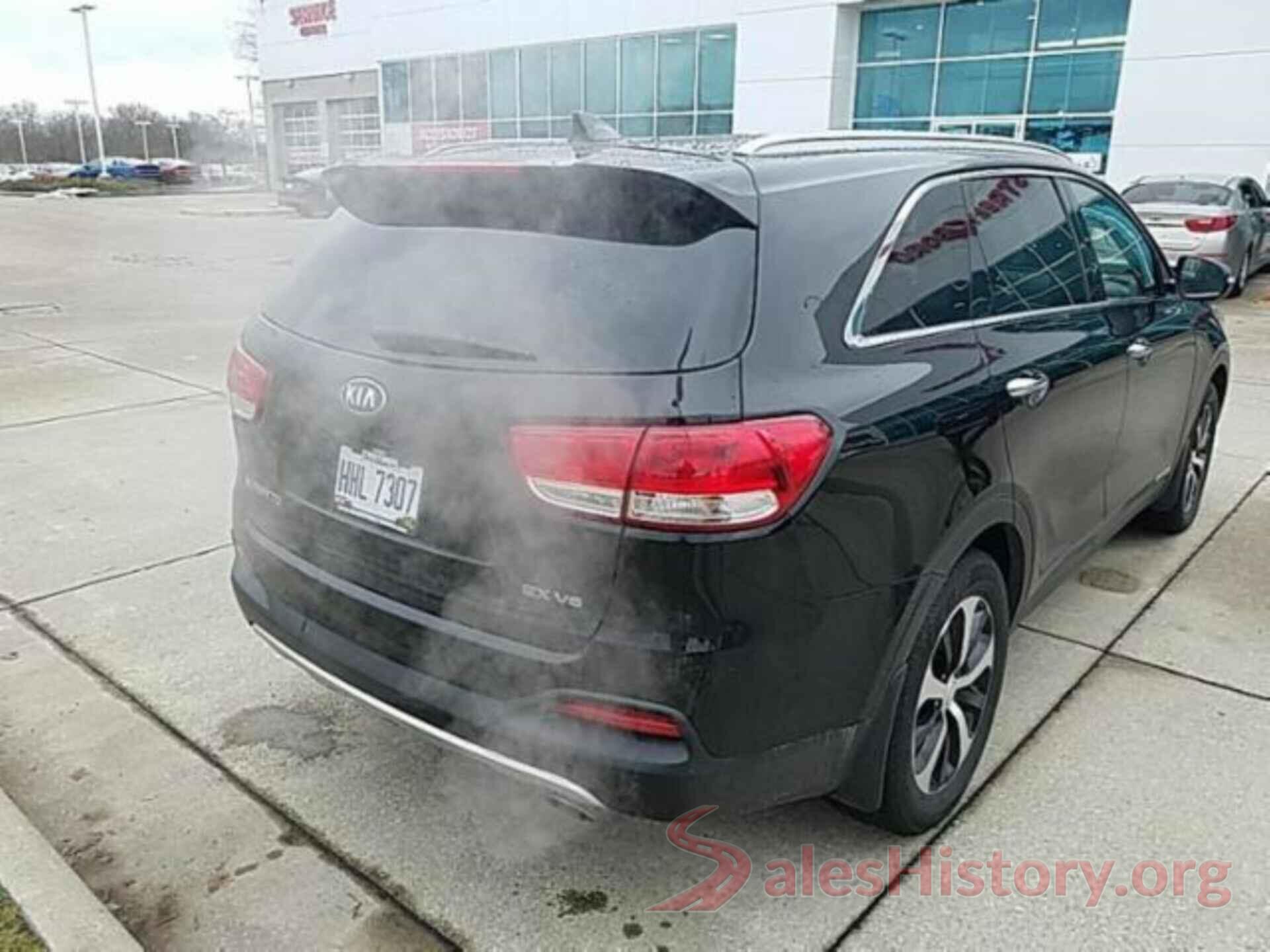 5XYPHDA57JG400657 2018 KIA SORENTO