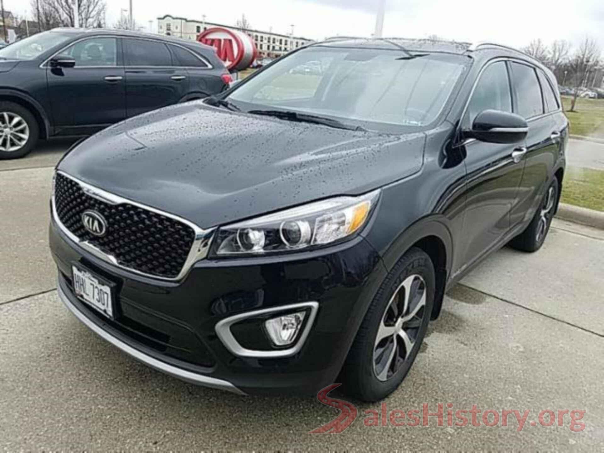 5XYPHDA57JG400657 2018 KIA SORENTO