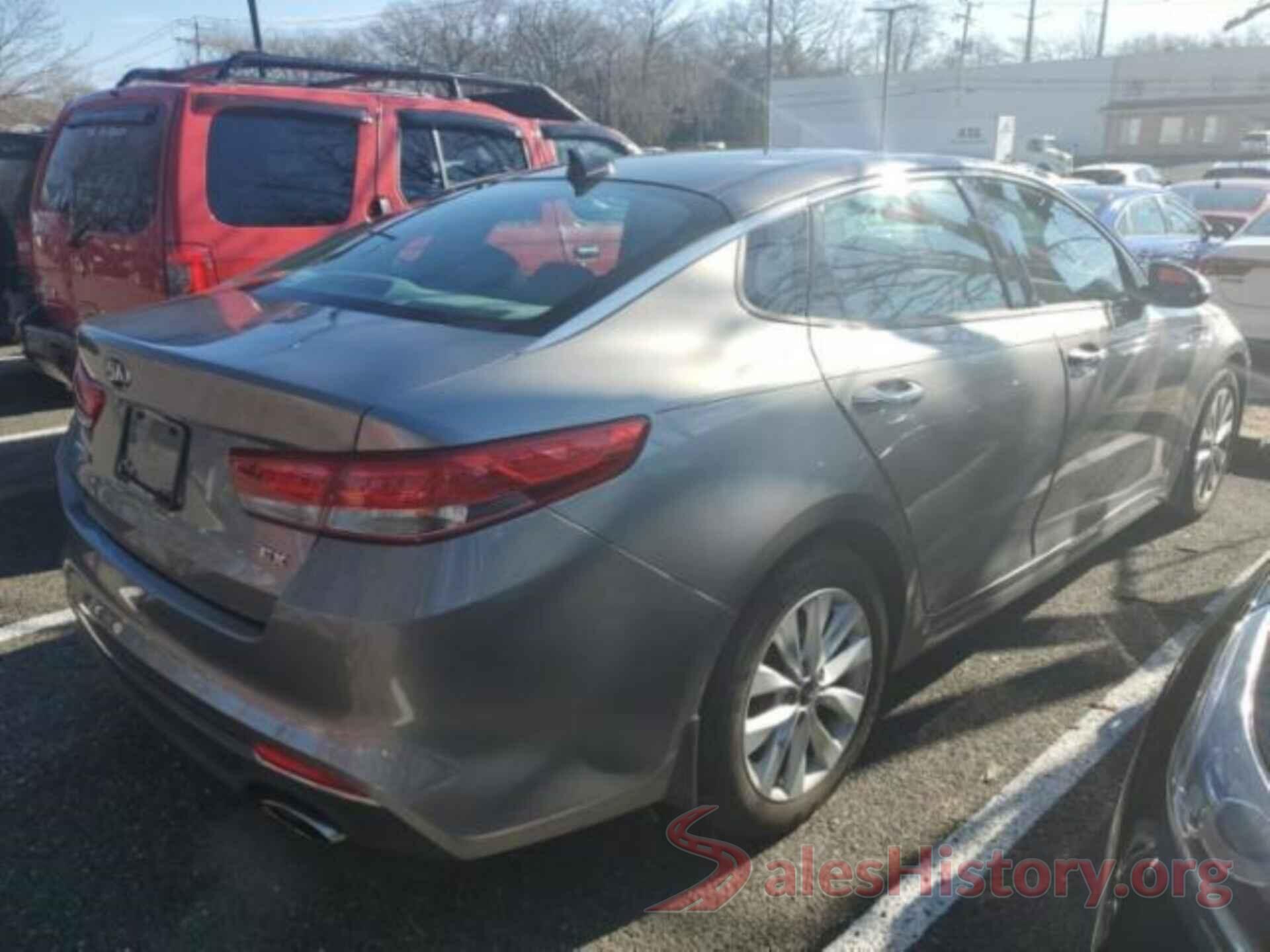 5XXGU4L38JG209292 2018 KIA OPTIMA