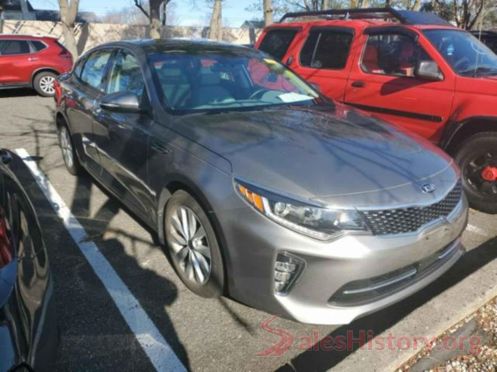 5XXGU4L38JG209292 2018 KIA OPTIMA