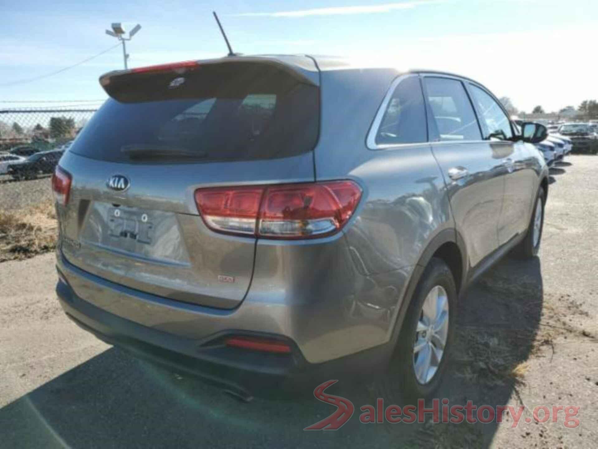 5XYPG4A37JG341885 2018 KIA SORENTO