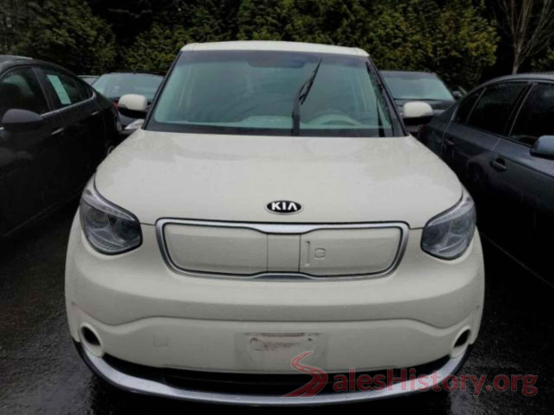 KNDJP3AE5H7021084 2017 KIA SOUL EV