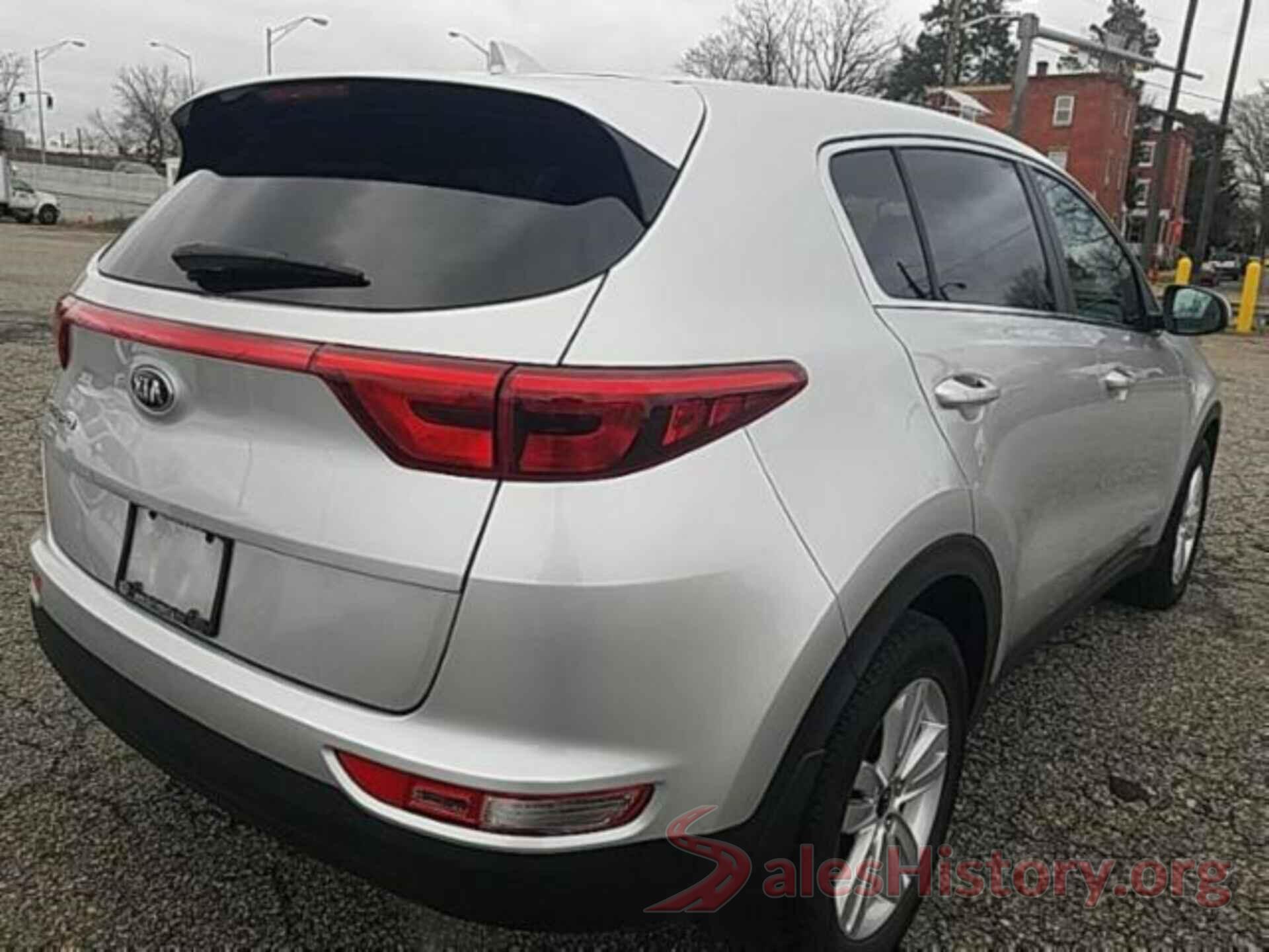 KNDPM3AC8J7386219 2018 KIA SPORTAGE