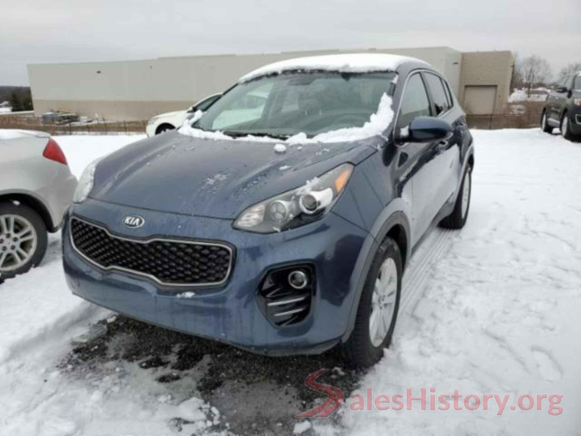 KNDPMCACXJ7402890 2018 KIA SPORTAGE