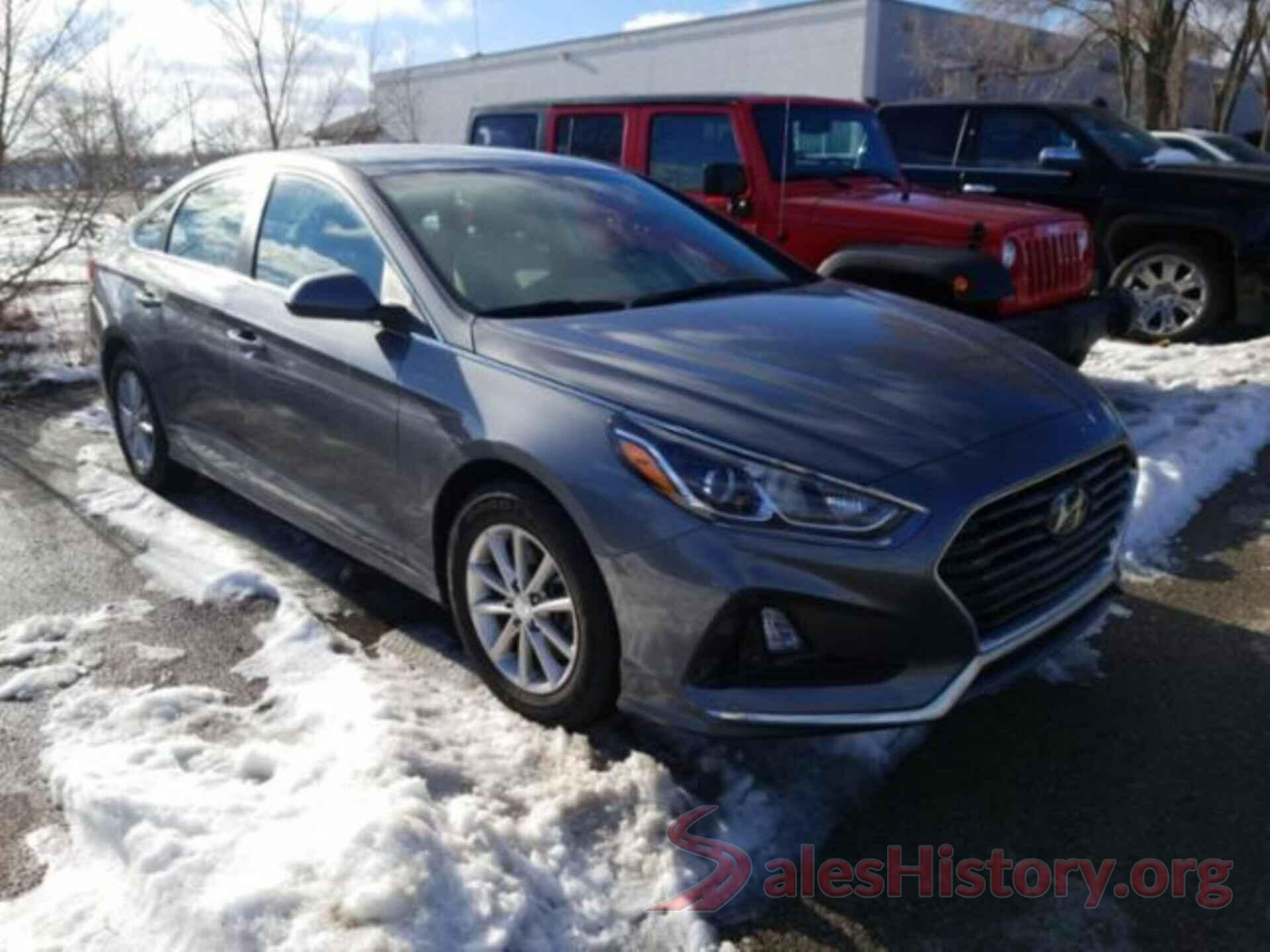 5NPE24AF2JH700682 2018 HYUNDAI SONATA