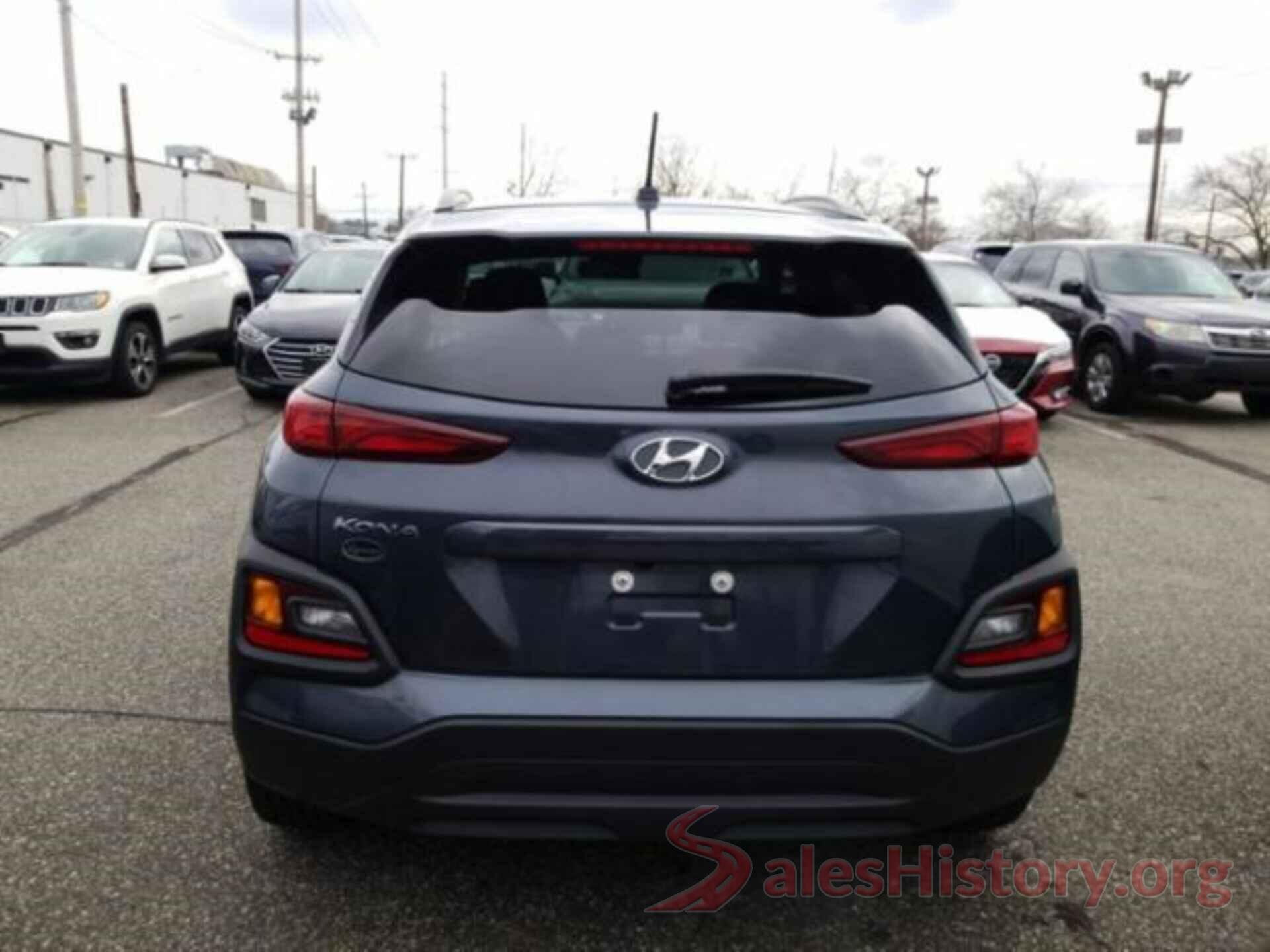 KM8K62AA1JU084068 2018 HYUNDAI KONA