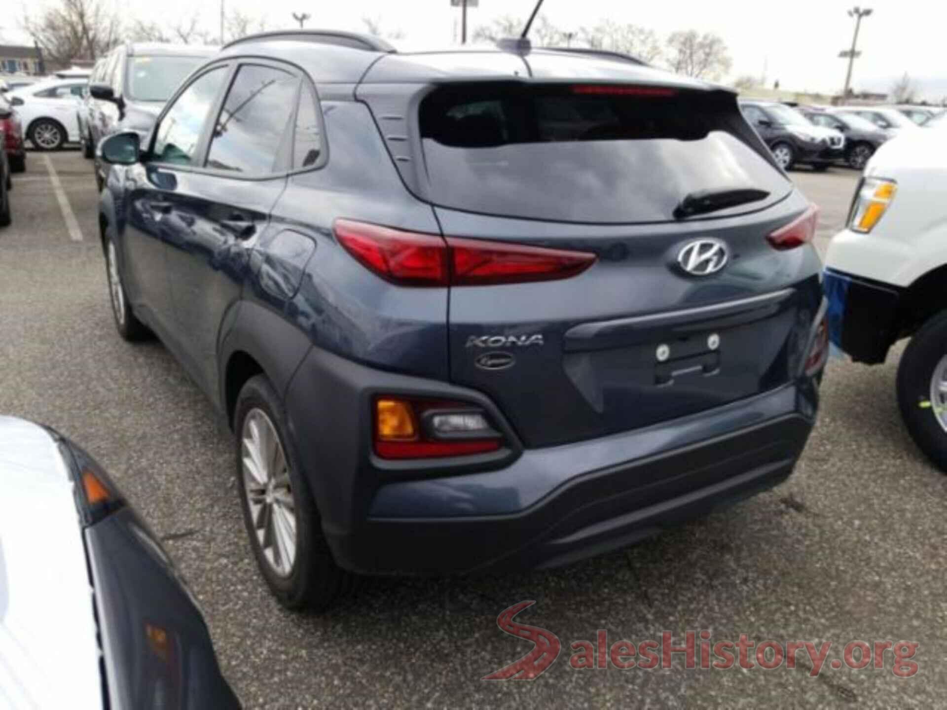 KM8K62AA1JU084068 2018 HYUNDAI KONA