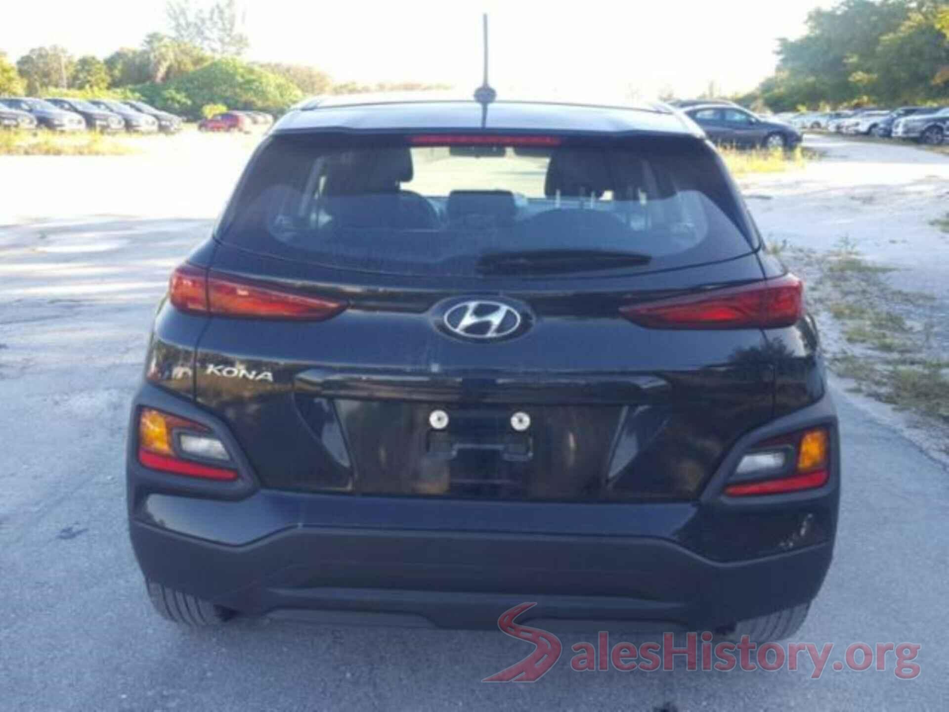 KM8K12AA9JU080834 2018 HYUNDAI KONA