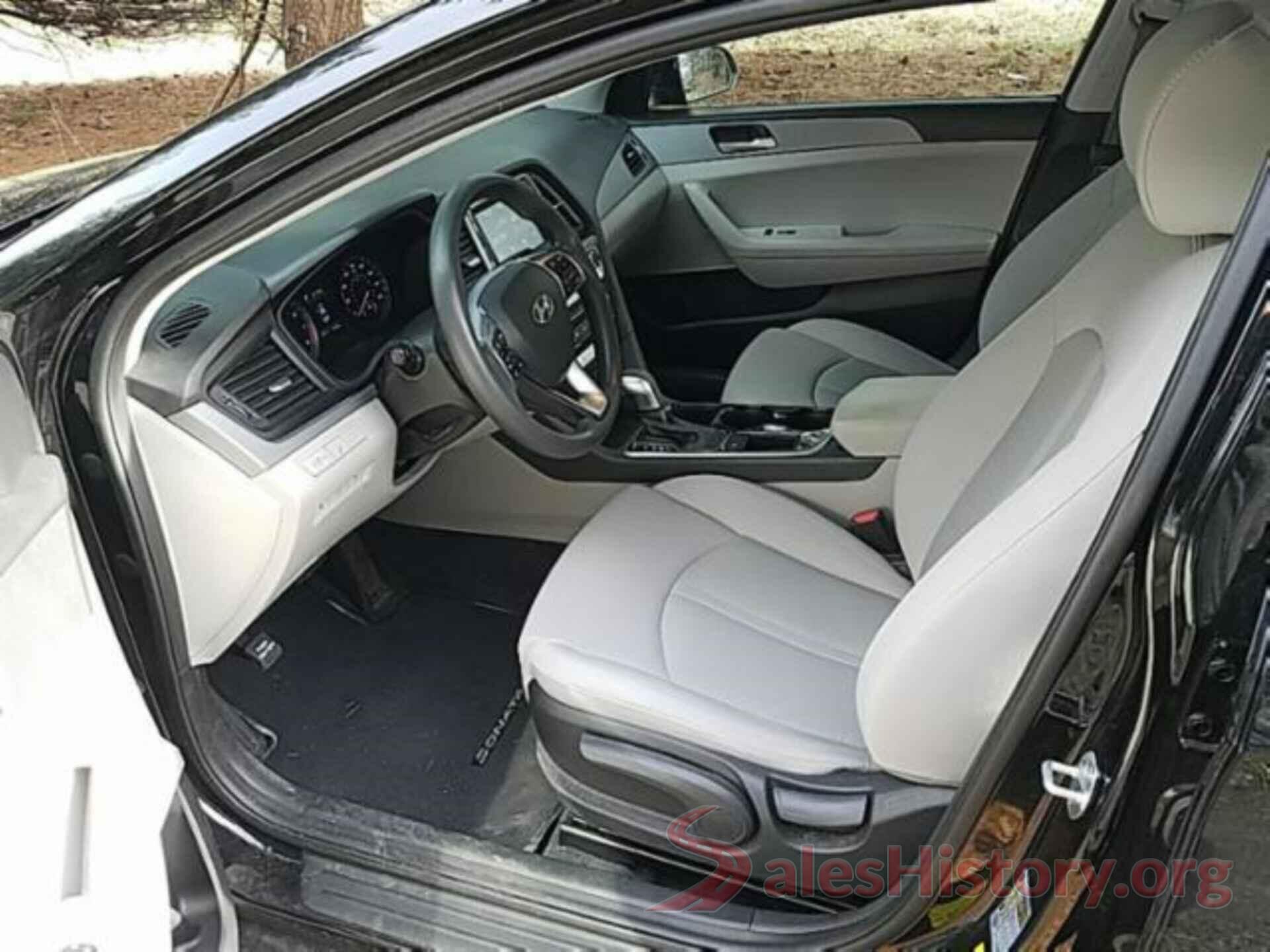 5NPE24AF0JH614867 2018 HYUNDAI SONATA