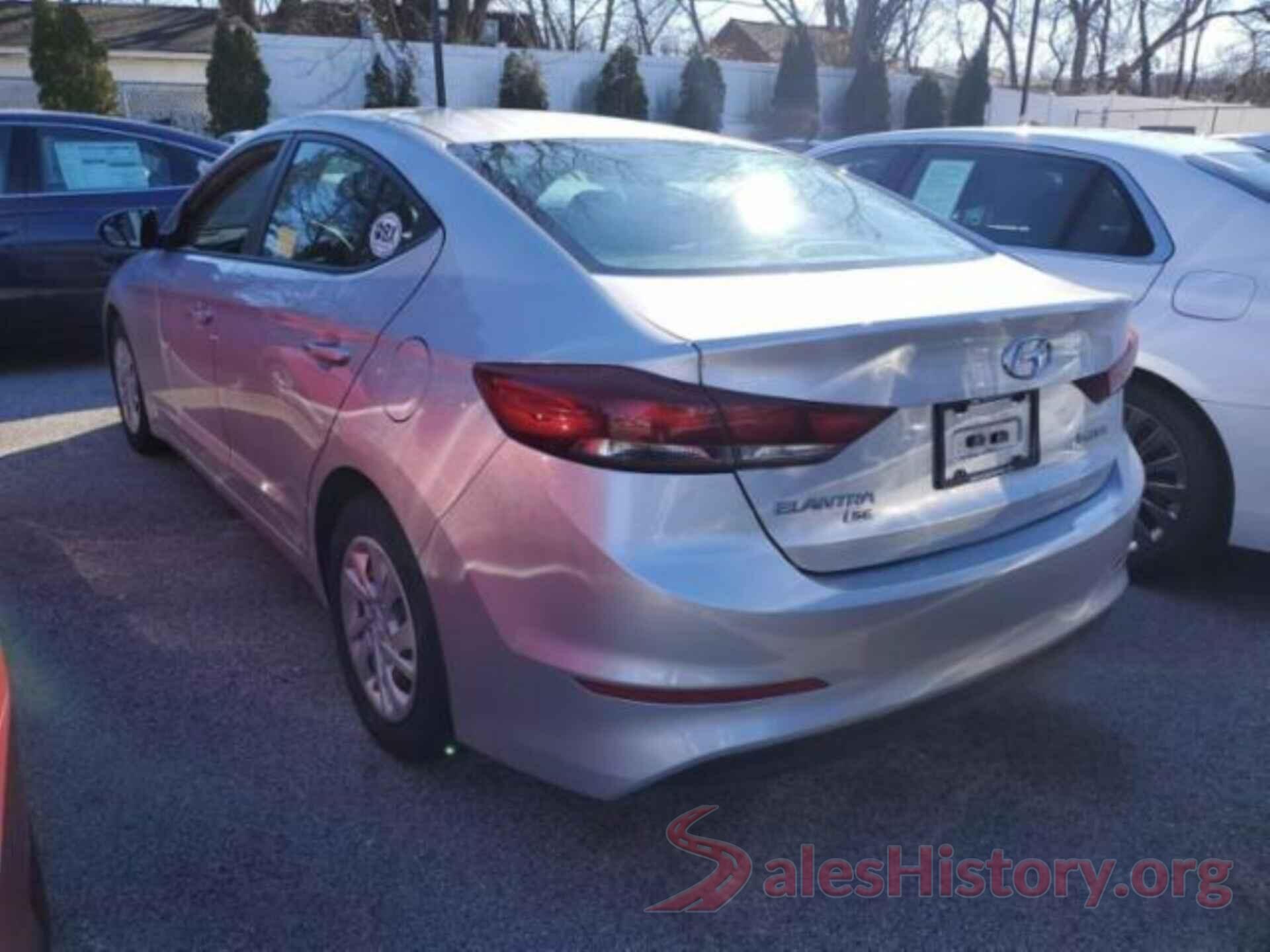 5NPD74LF0JH273139 2018 HYUNDAI ELANTRA