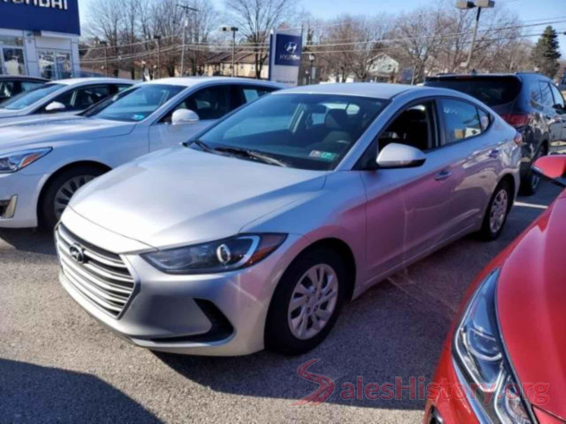 5NPD74LF0JH273139 2018 HYUNDAI ELANTRA