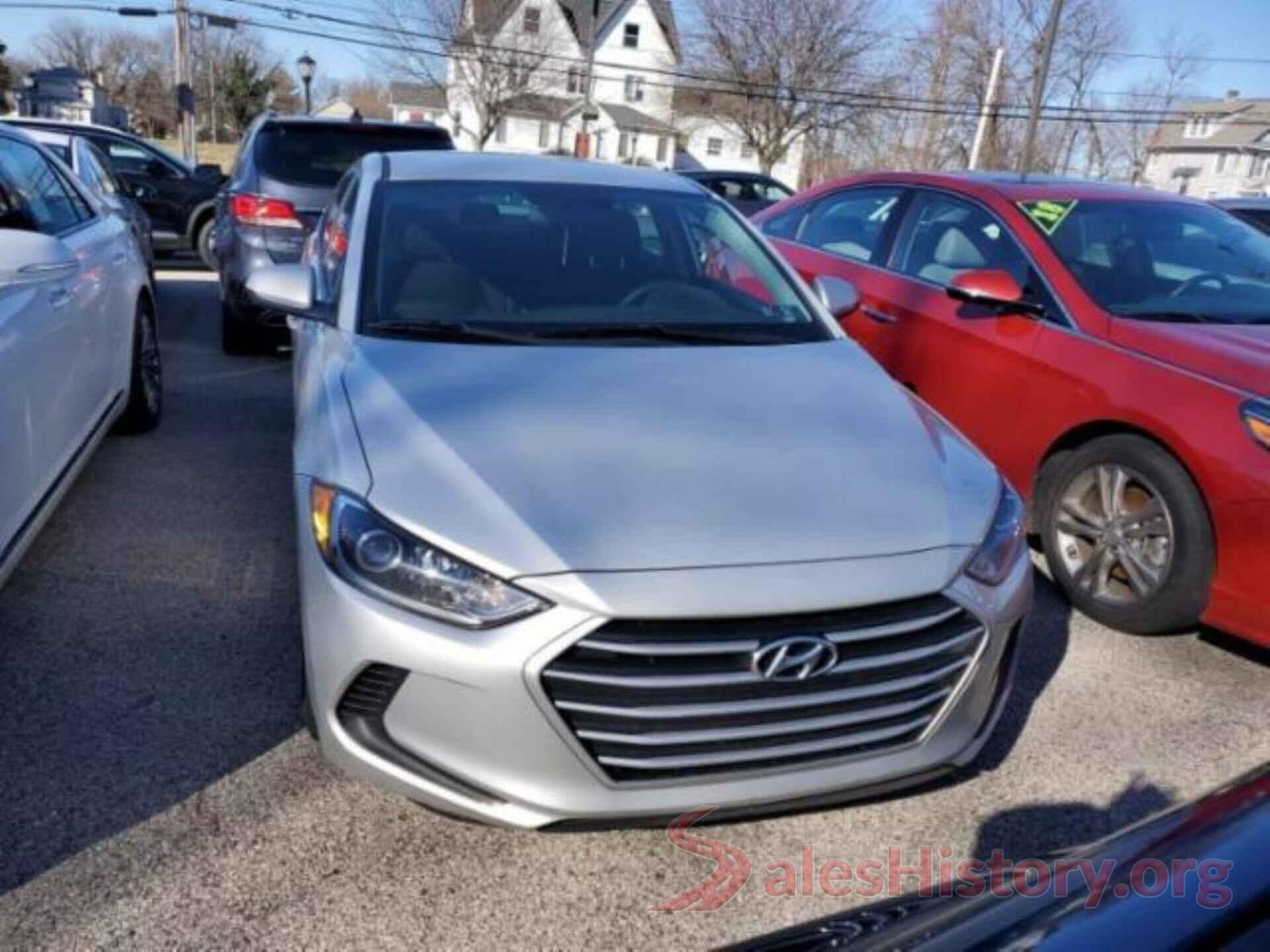 5NPD74LF0JH273139 2018 HYUNDAI ELANTRA