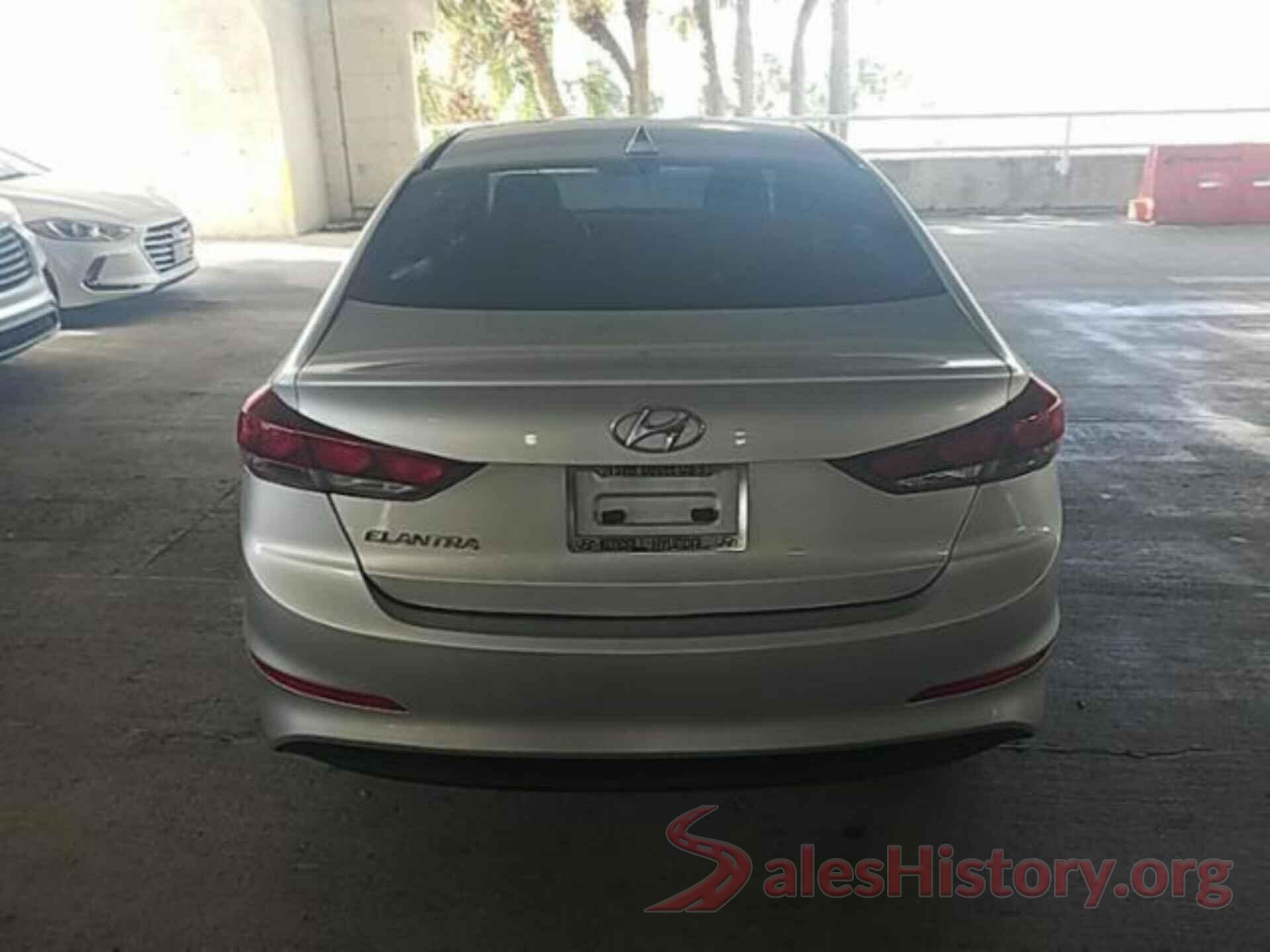 5NPD84LF8JH237048 2018 HYUNDAI ELANTRA