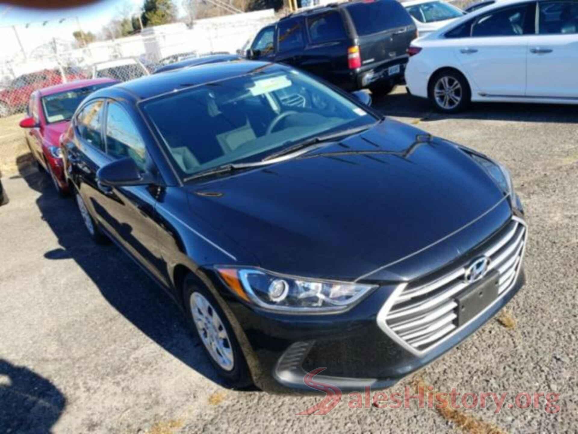 5NPD74LF4JH261396 2018 HYUNDAI ELANTRA