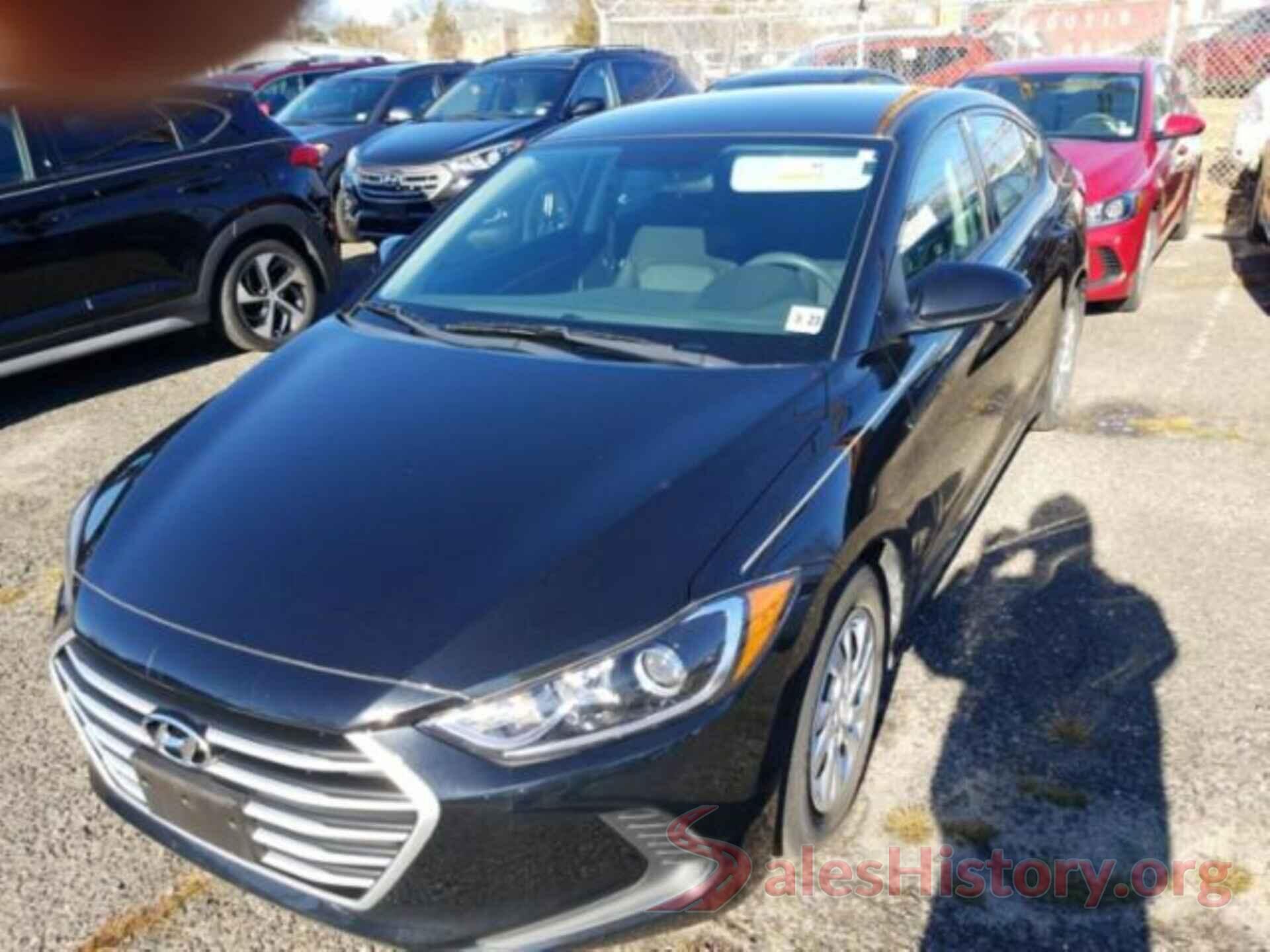 5NPD74LF4JH261396 2018 HYUNDAI ELANTRA