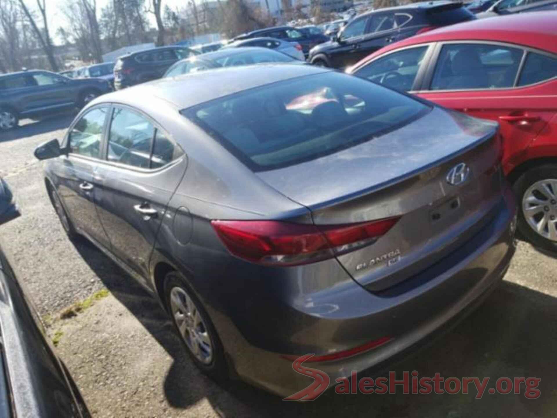 5NPD74LF7JH265345 2018 HYUNDAI ELANTRA