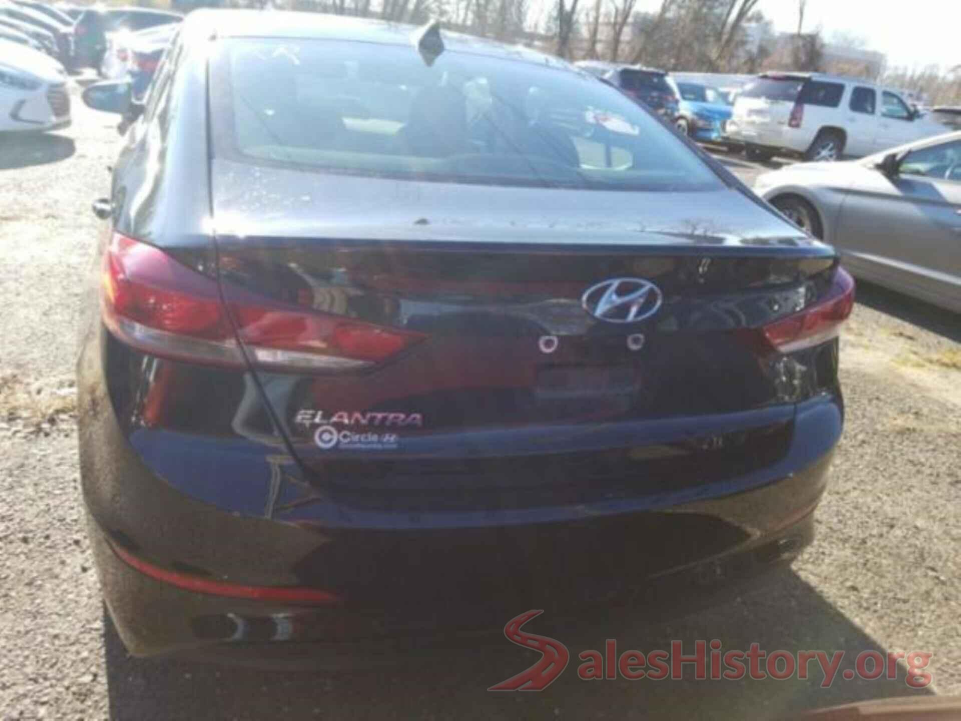 5NPD84LF4JH267356 2018 HYUNDAI ELANTRA