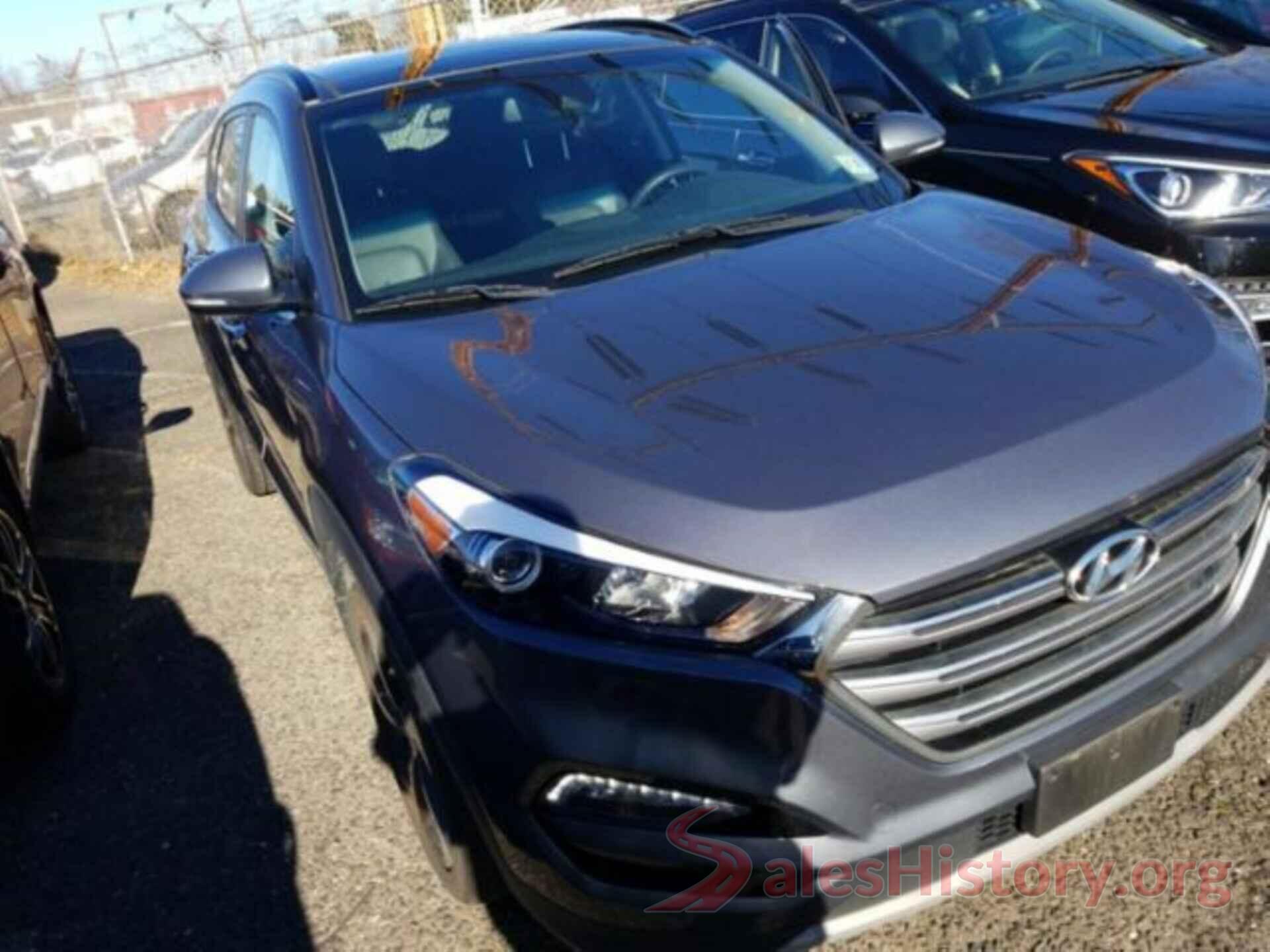 KM8J3CA29JU610157 2018 HYUNDAI TUCSON