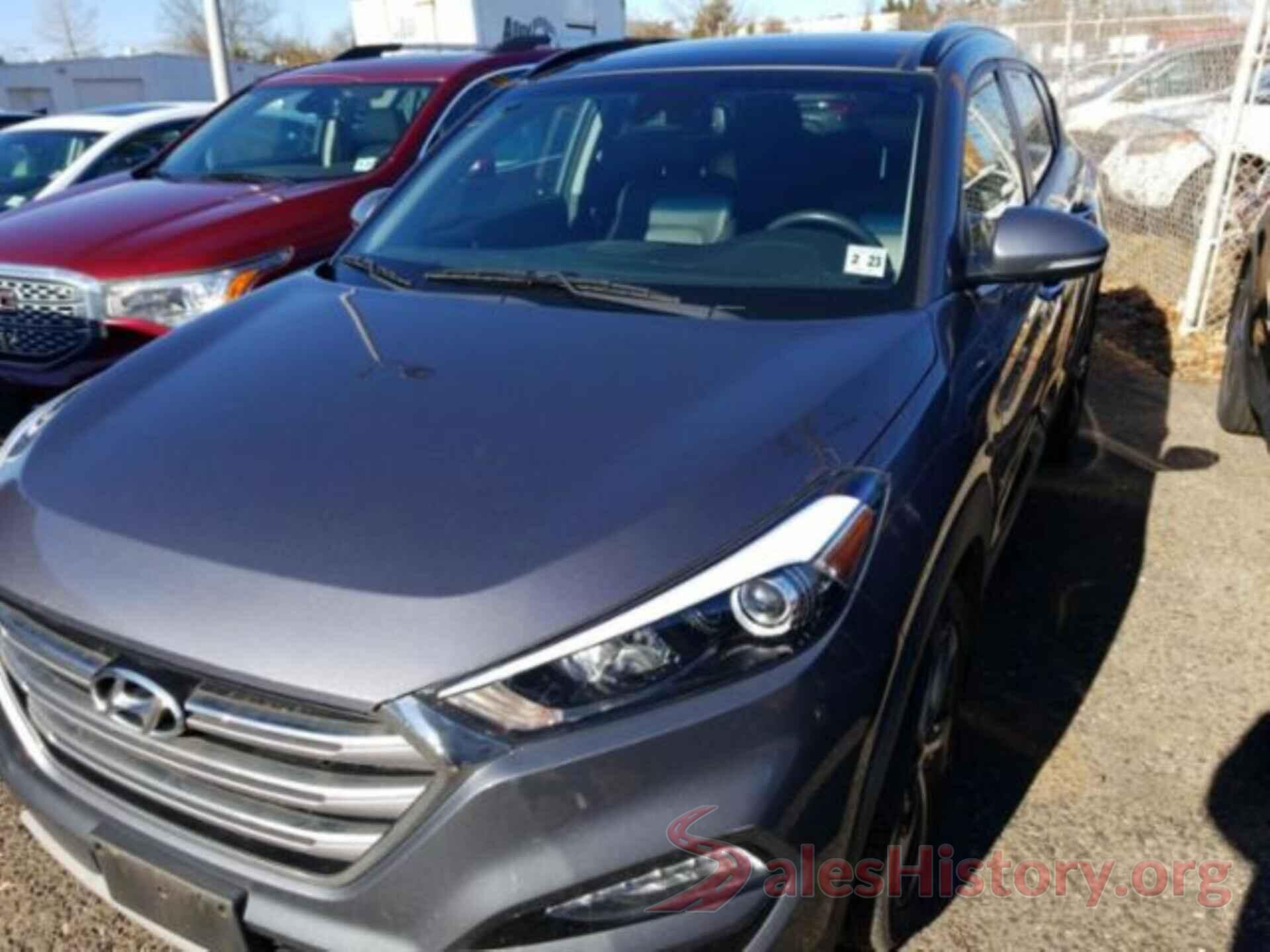 KM8J3CA29JU610157 2018 HYUNDAI TUCSON