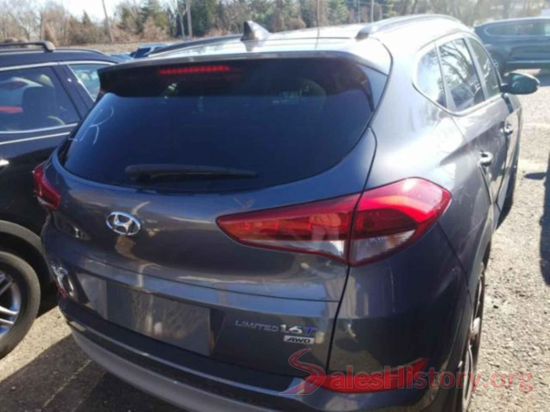 KM8J3CA29JU610157 2018 HYUNDAI TUCSON