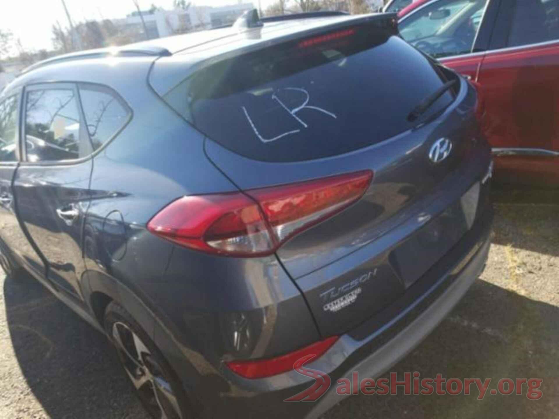 KM8J3CA29JU610157 2018 HYUNDAI TUCSON