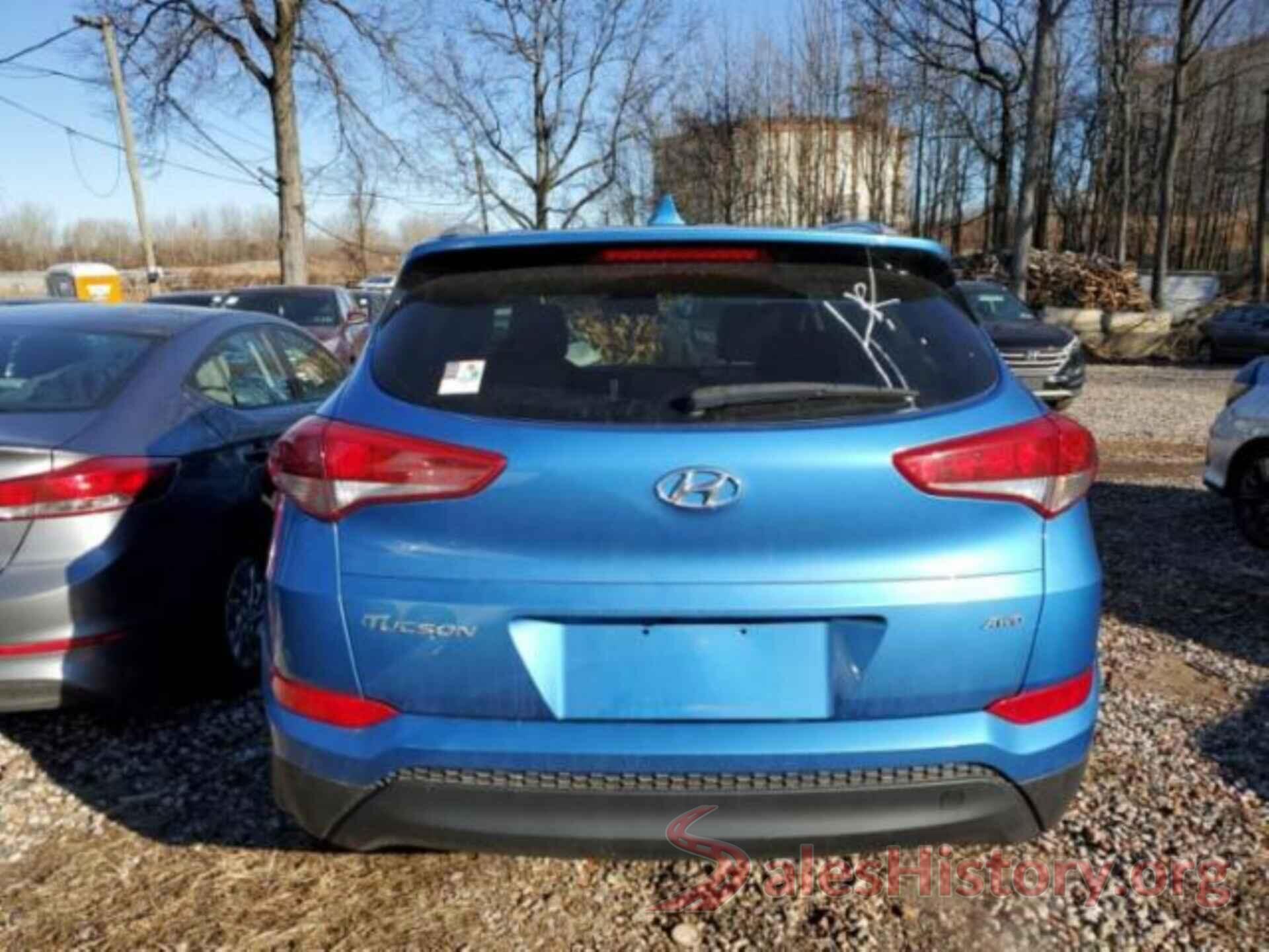 KM8J3CA48JU607090 2018 HYUNDAI TUCSON