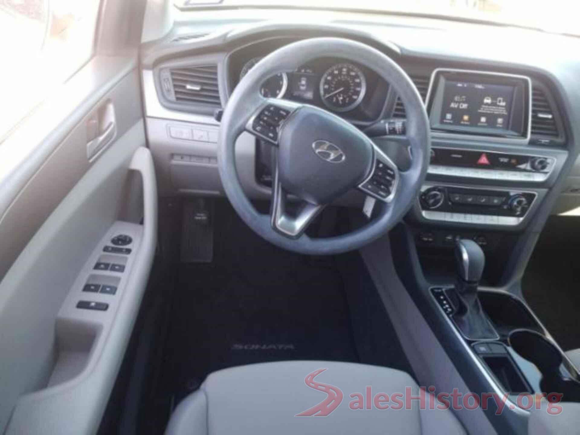 5NPE24AF4JH619070 2018 HYUNDAI SONATA