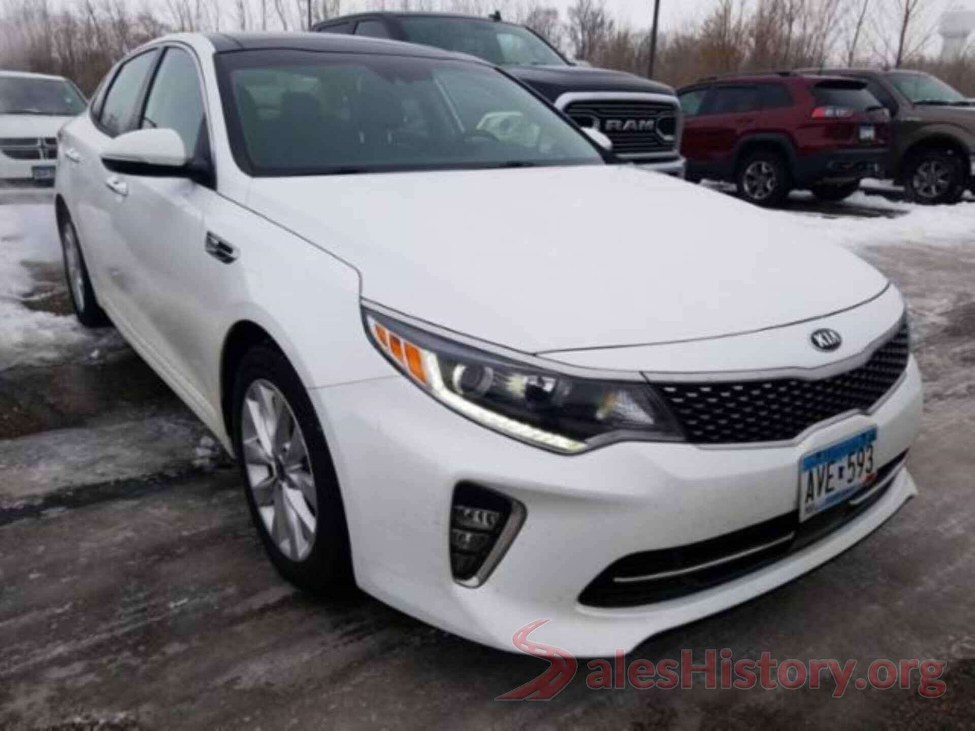 5XXGU4L32JG227948 2018 KIA OPTIMA