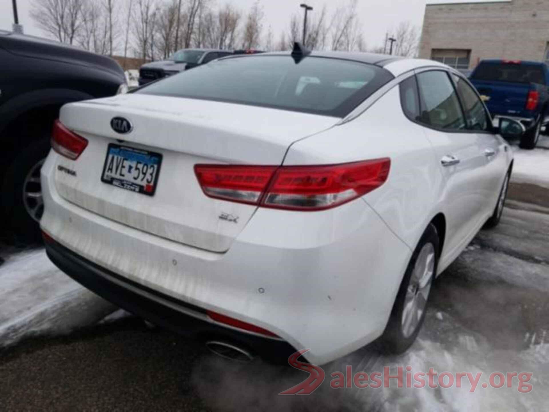 5XXGU4L32JG227948 2018 KIA OPTIMA