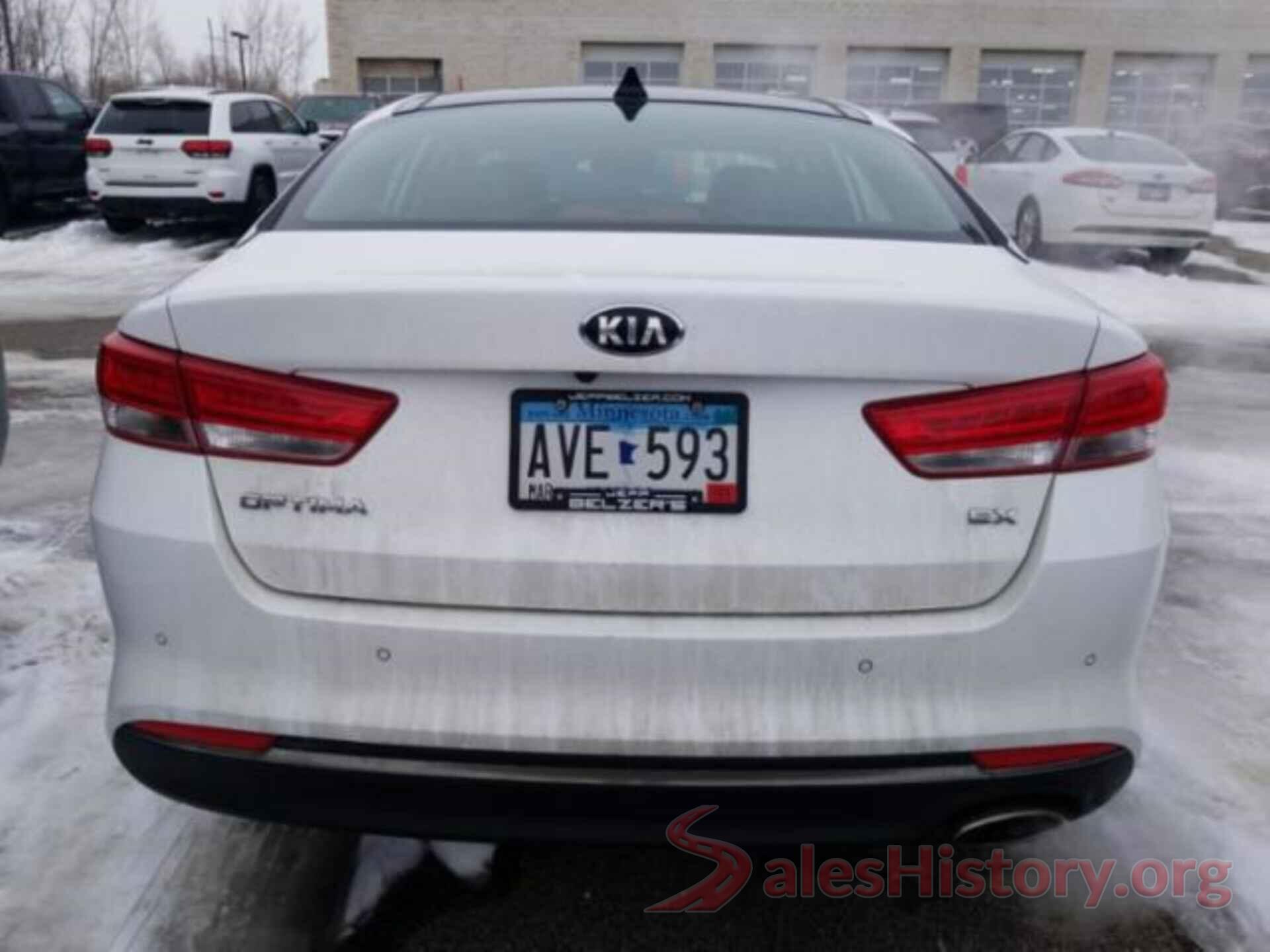 5XXGU4L32JG227948 2018 KIA OPTIMA