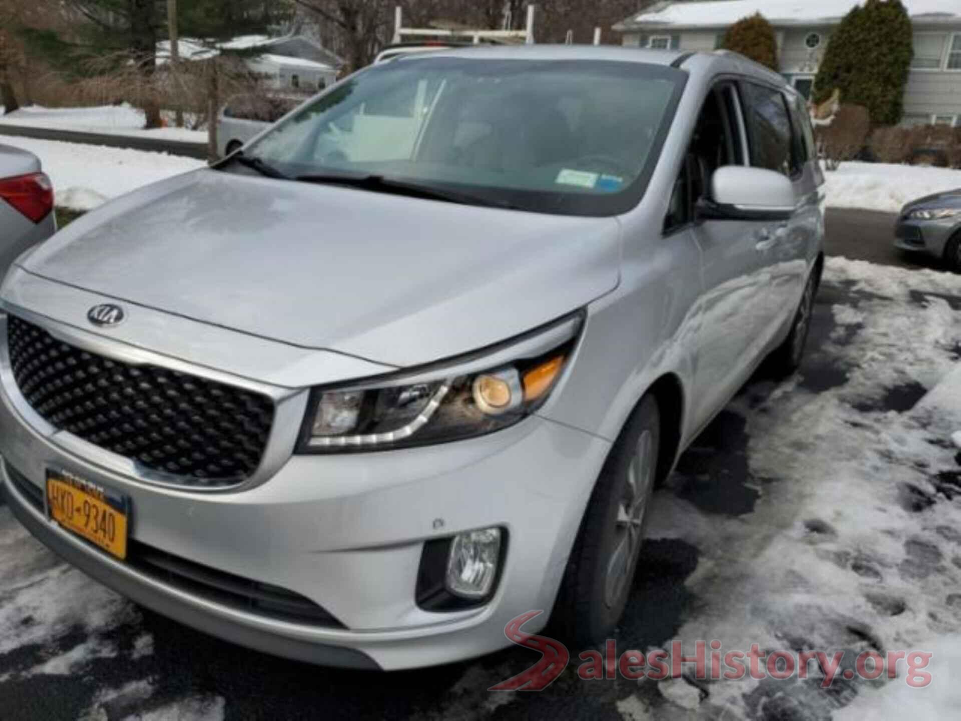 KNDMC5C14H6314320 2017 KIA SEDONA