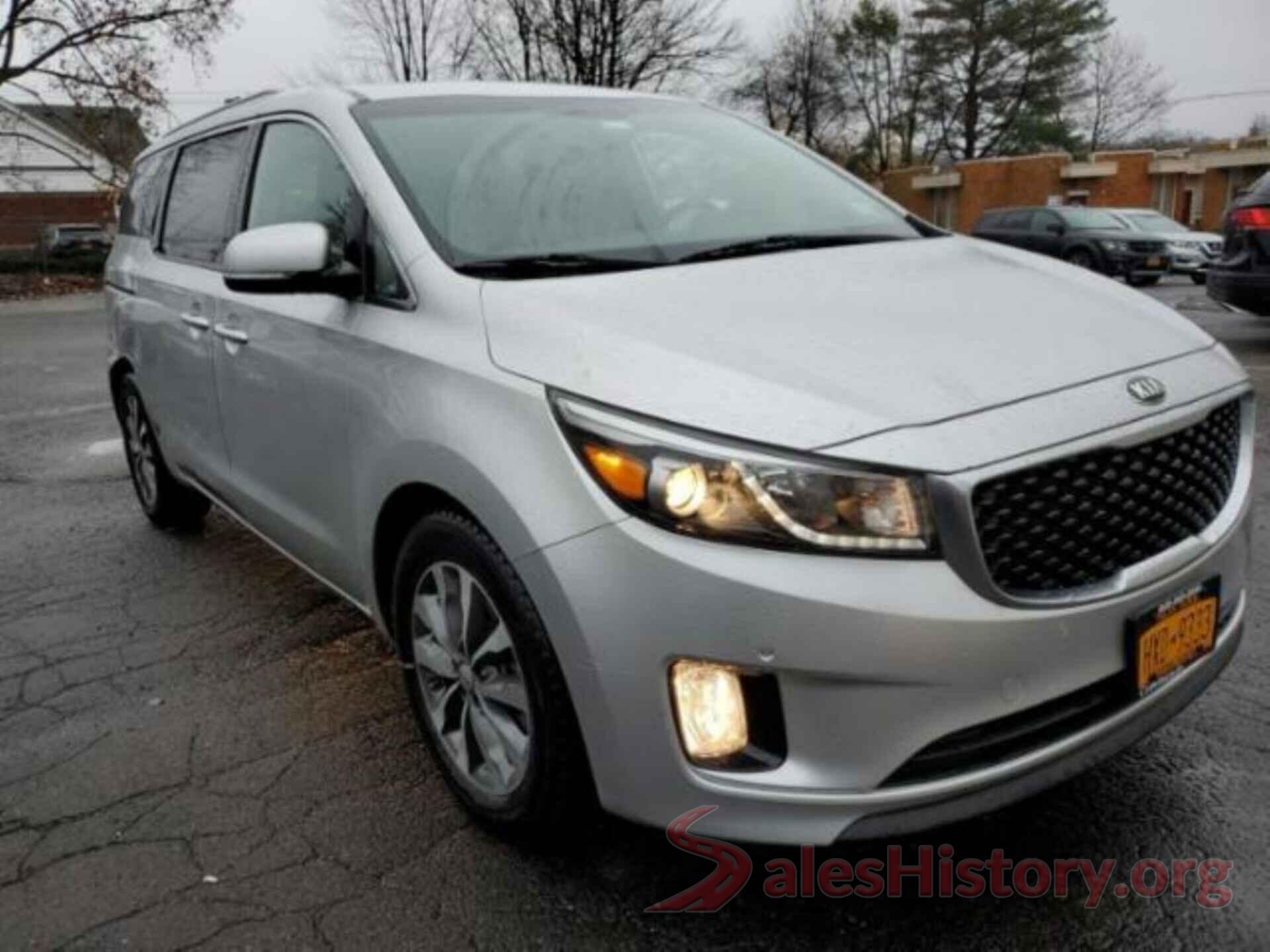 KNDMC5C16H6314321 2017 KIA SEDONA