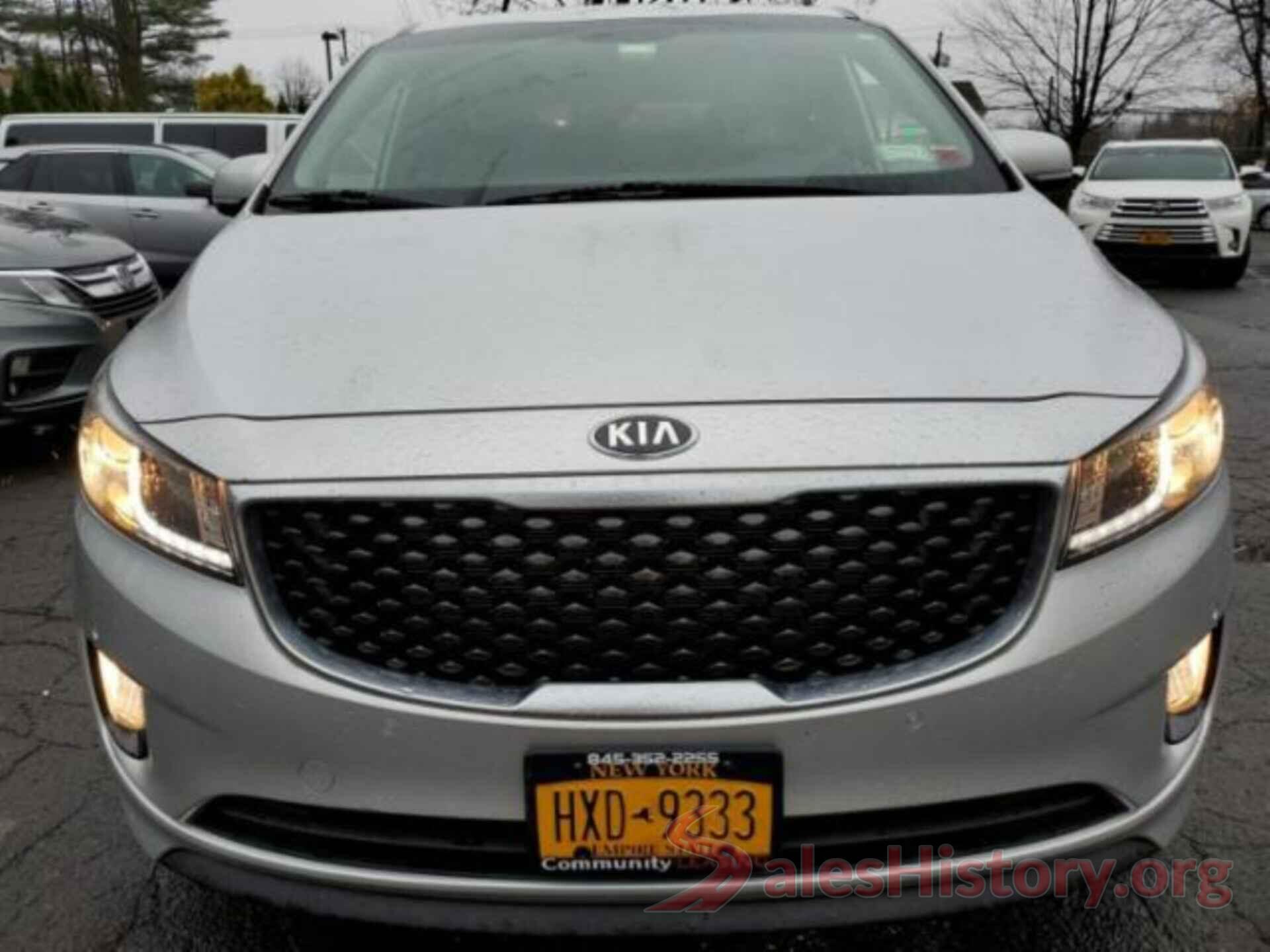 KNDMC5C16H6314321 2017 KIA SEDONA