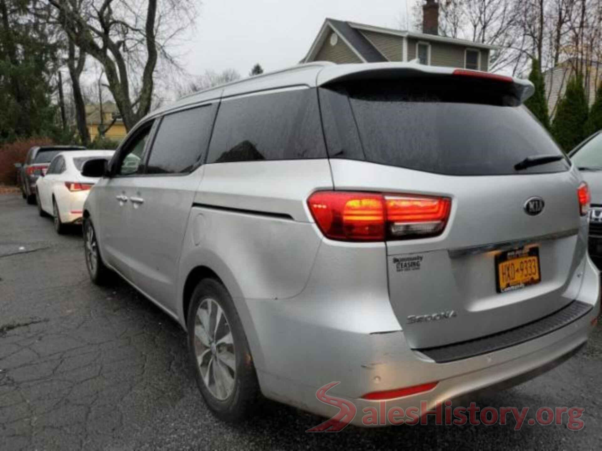 KNDMC5C16H6314321 2017 KIA SEDONA