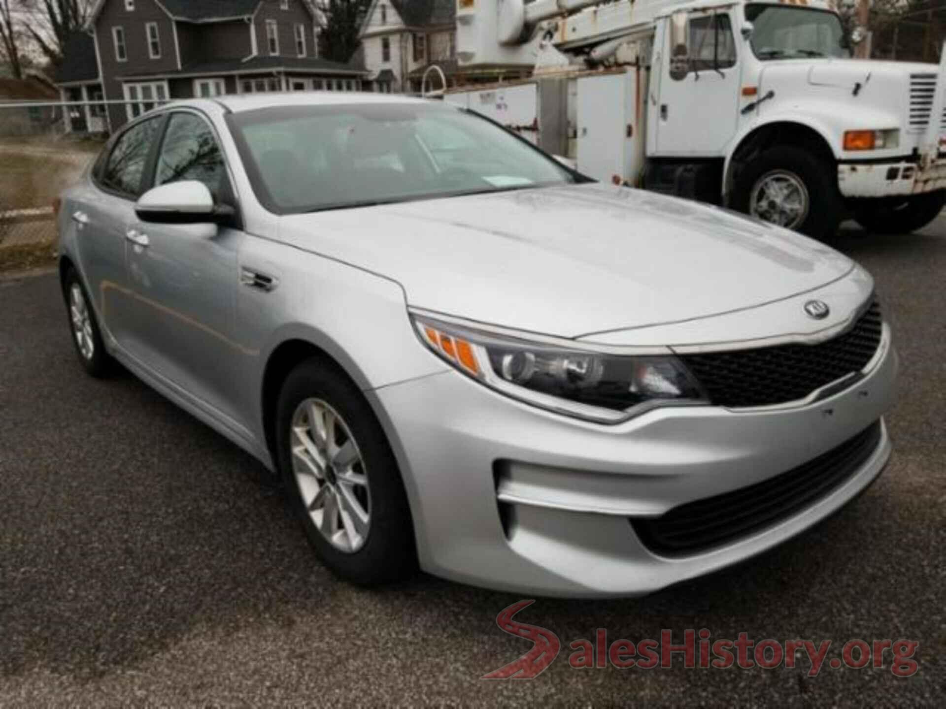 5XXGT4L38JG236897 2018 KIA OPTIMA