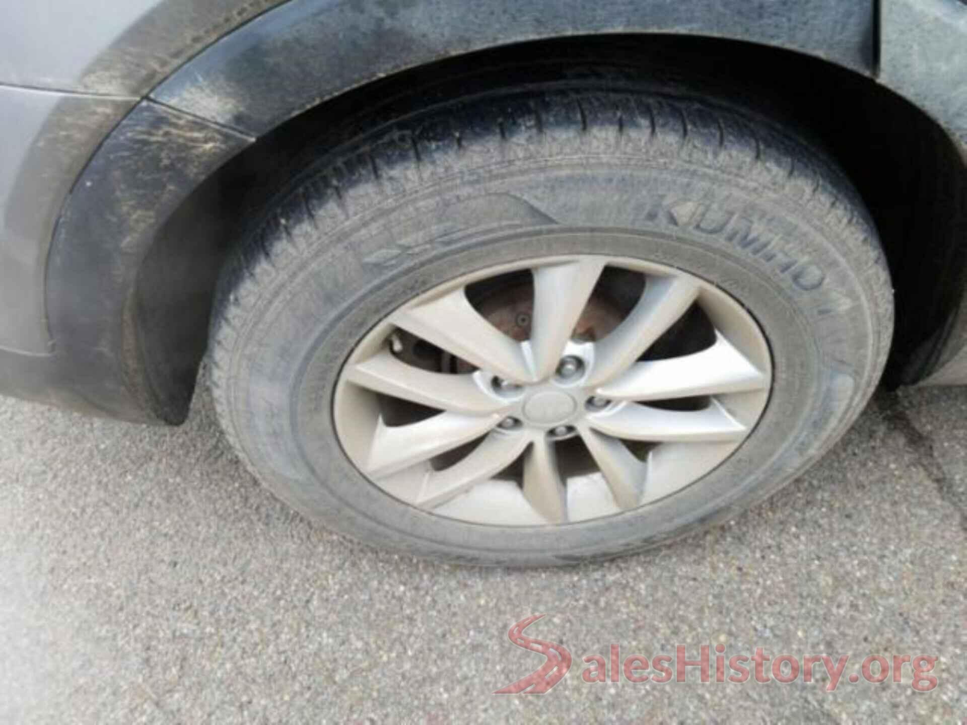 5XYPGDA37JG381125 2018 KIA SORENTO