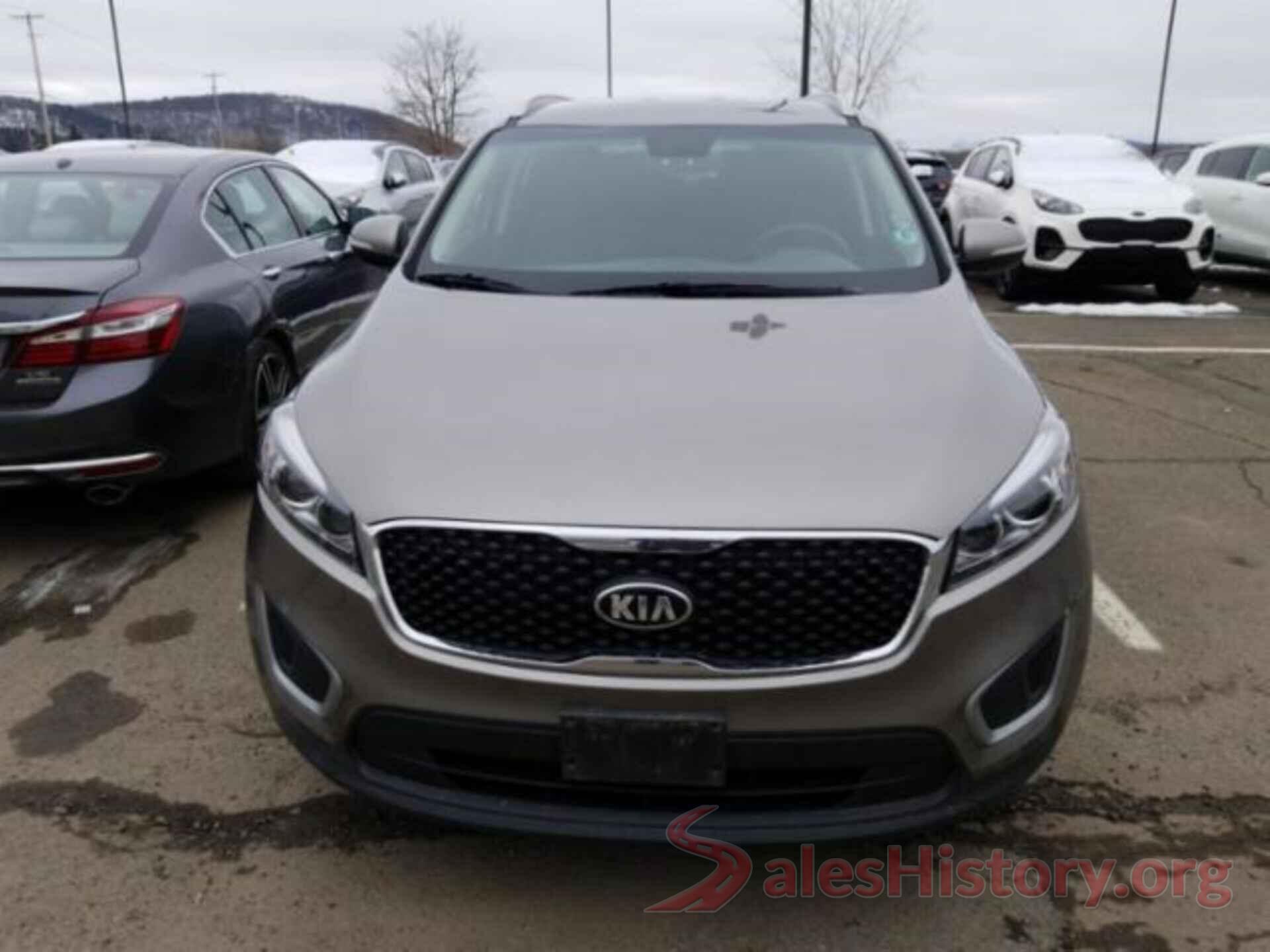 5XYPGDA37JG381125 2018 KIA SORENTO