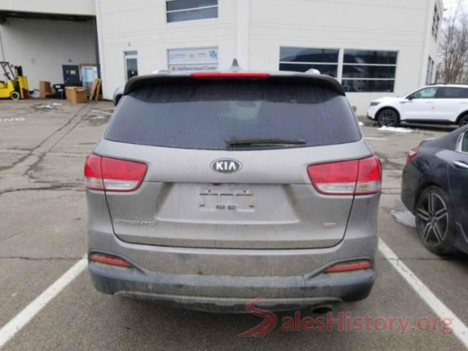 5XYPGDA37JG381125 2018 KIA SORENTO