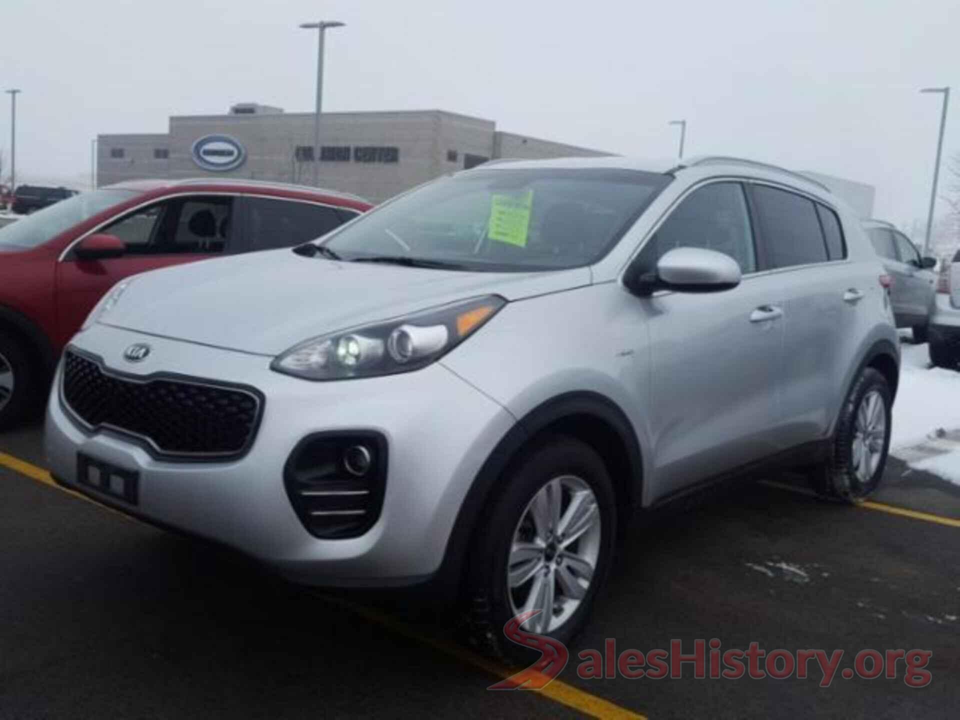 KNDPMCAC4J7407163 2018 KIA SPORTAGE