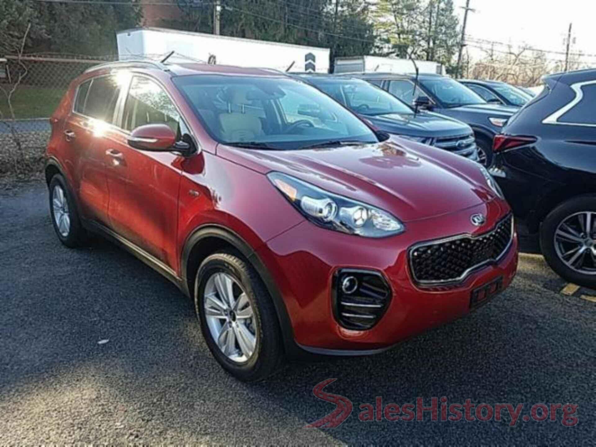 KNDPMCAC6J7431044 2018 KIA SPORTAGE