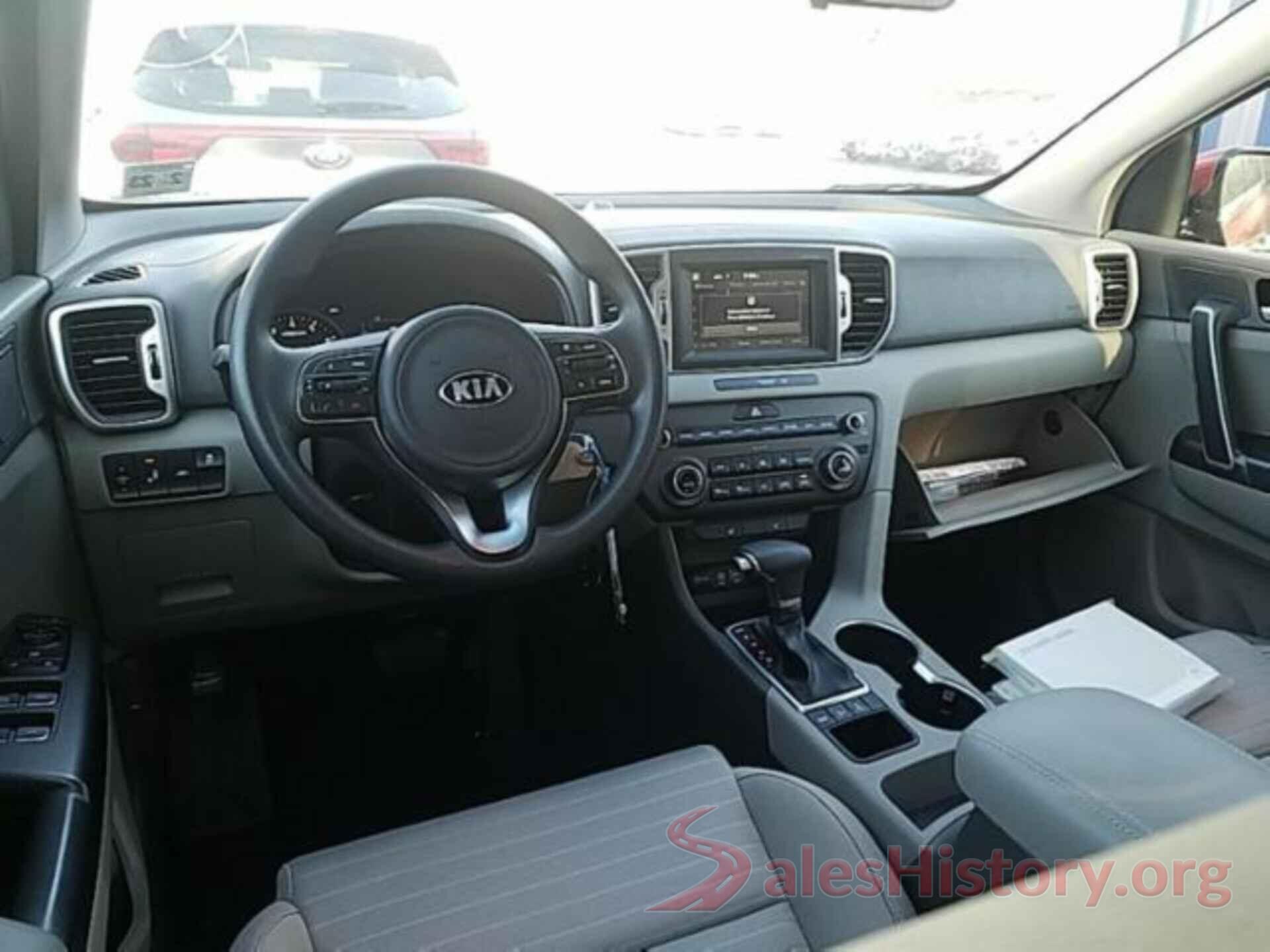 KNDPMCAC6J7431044 2018 KIA SPORTAGE