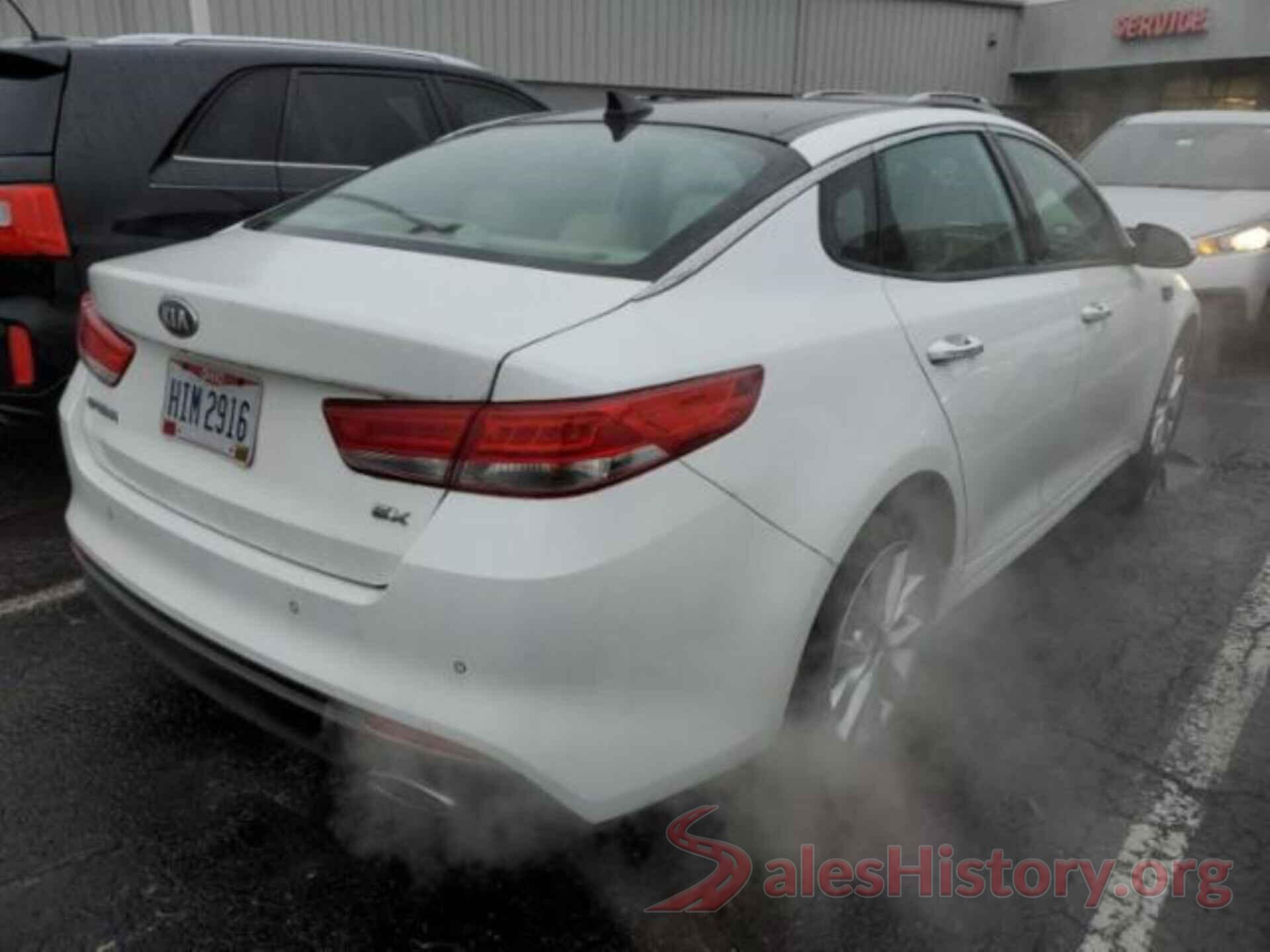 5XXGU4L38JG206392 2018 KIA OPTIMA