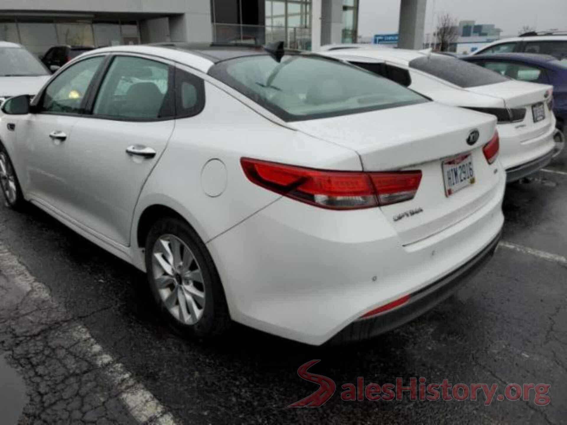 5XXGU4L38JG206392 2018 KIA OPTIMA