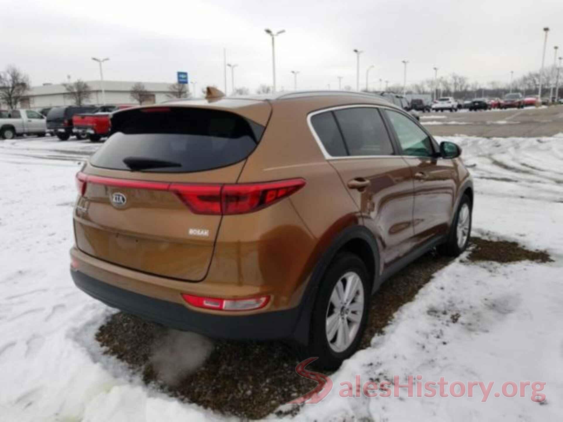 KNDPMCAC4J7406577 2018 KIA SPORTAGE