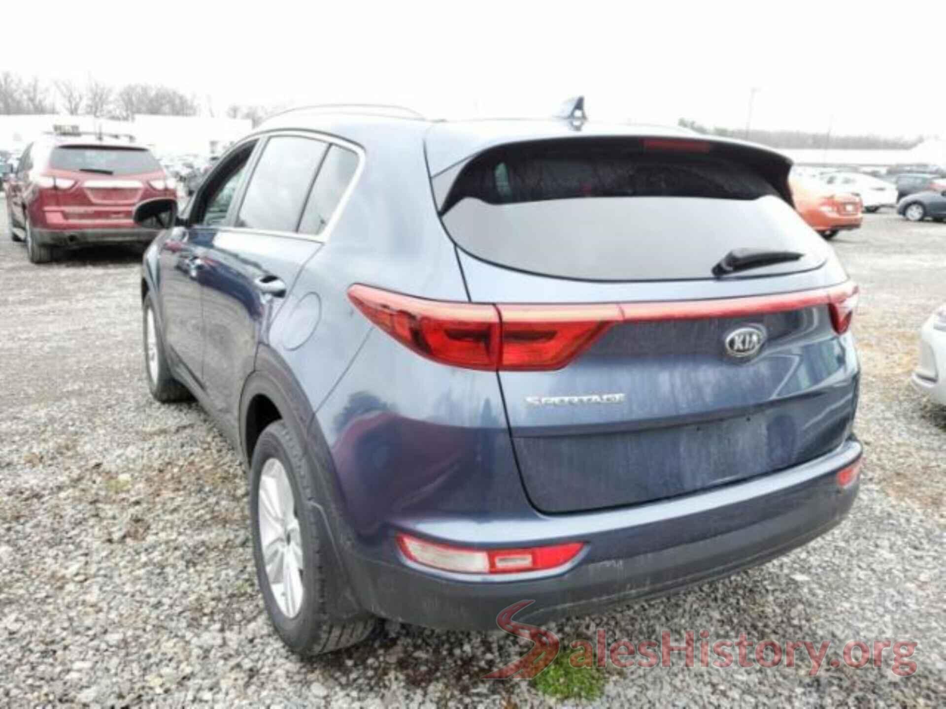 KNDPMCAC9J7368201 2018 KIA SPORTAGE