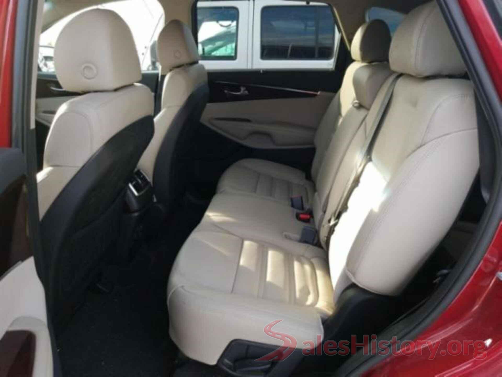 5XYPHDA55JG353807 2018 KIA SORENTO